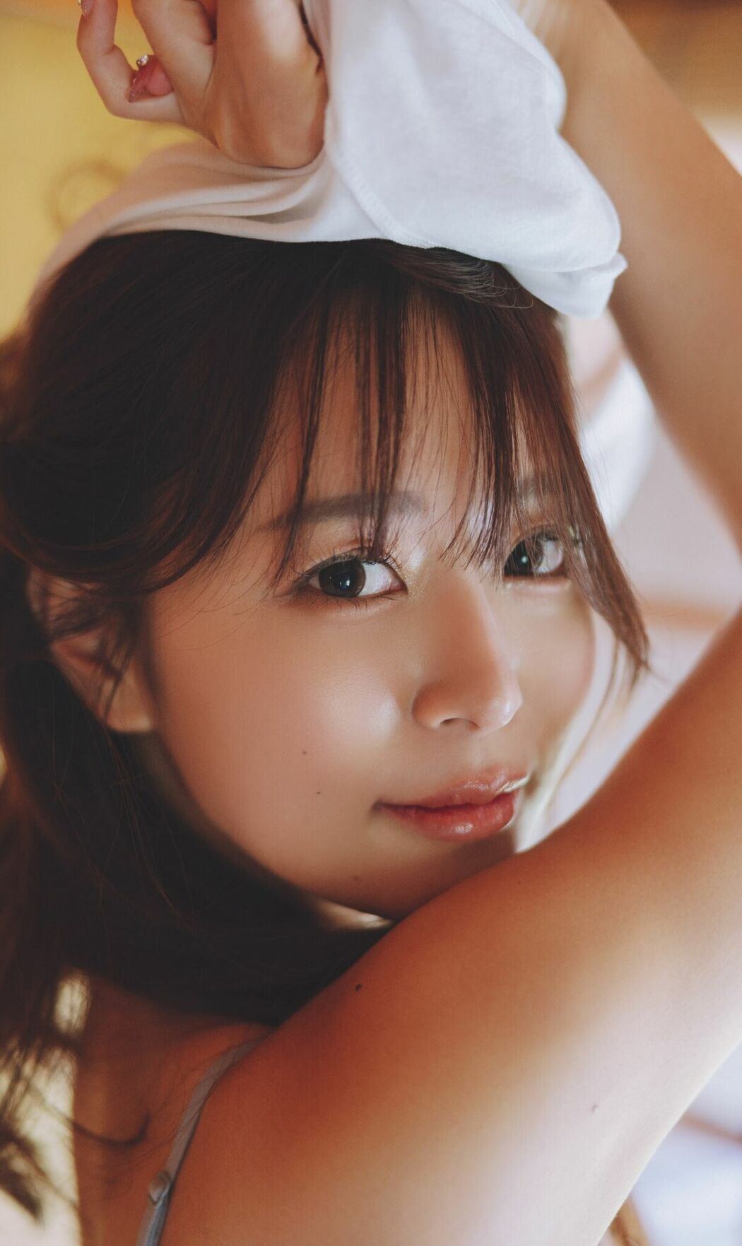 JP Yuka Iguchi 井口裕香 – 写真集 MORE MORE MORE -Another Side- カドカワエンタメムック (90P)