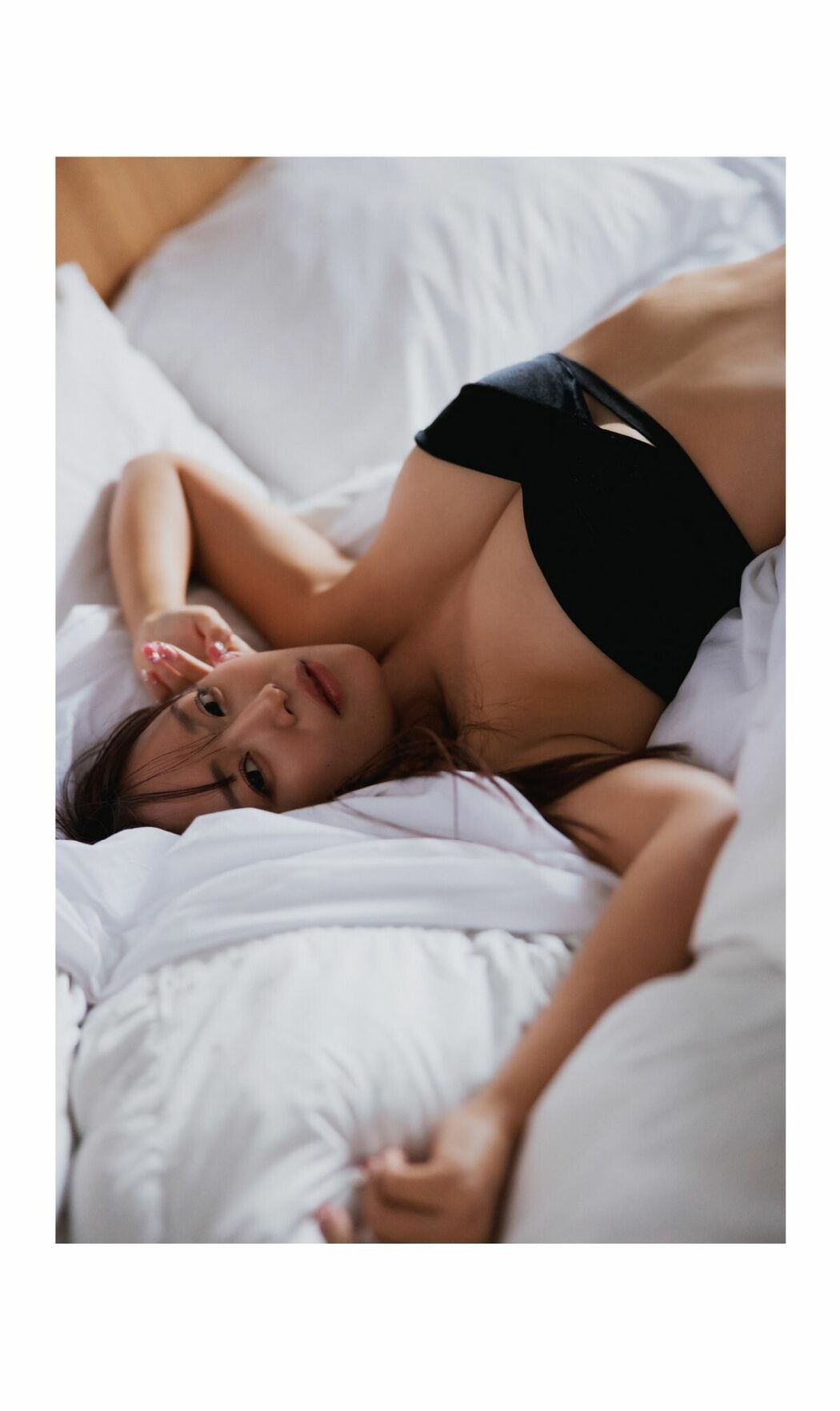 JP Yuka Iguchi 井口裕香 – 写真集 MORE MORE MORE -Another Side- カドカワエンタメムック (90P)