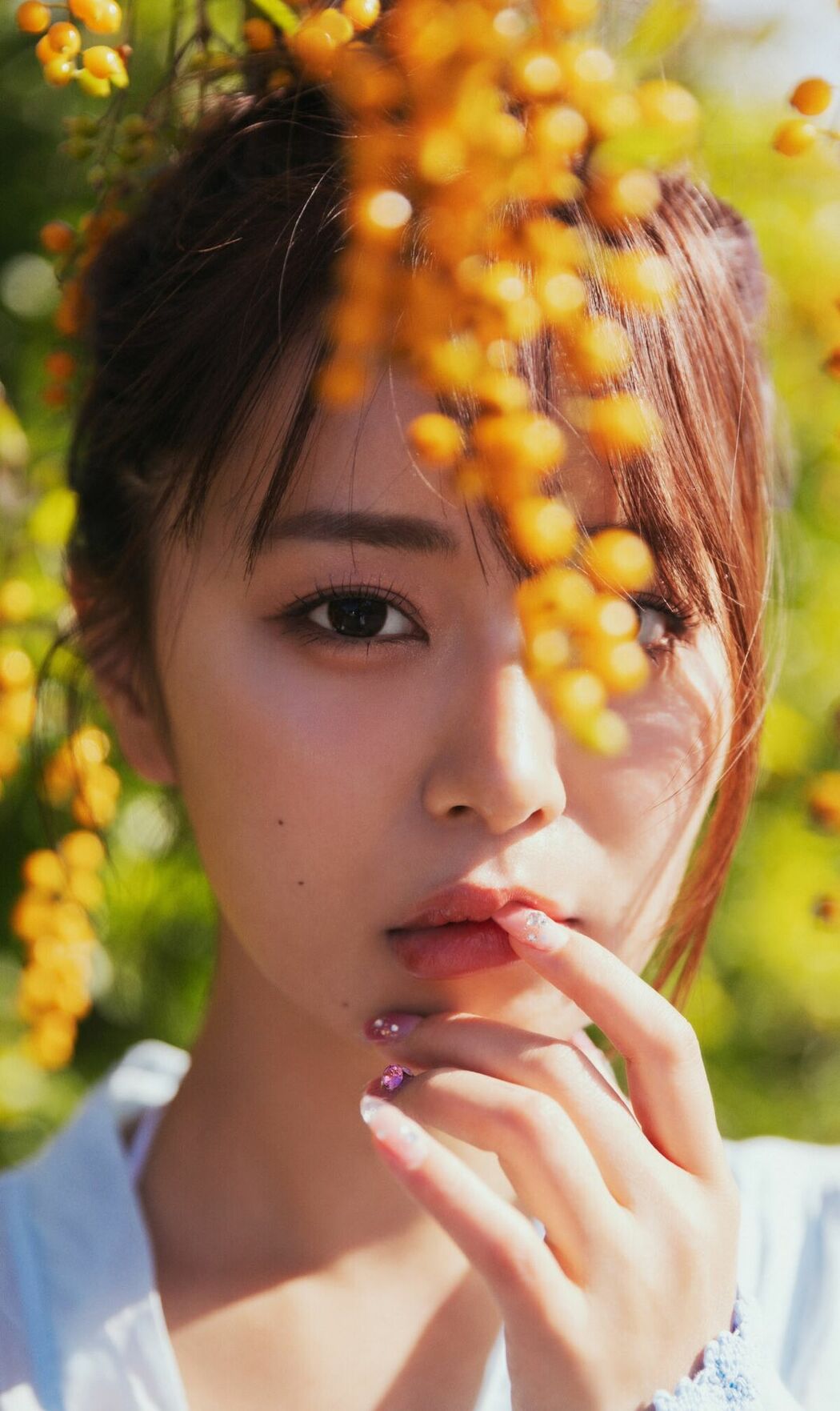JP Yuka Iguchi 井口裕香 – 写真集 MORE MORE MORE -Another Side- カドカワエンタメムック (90P)