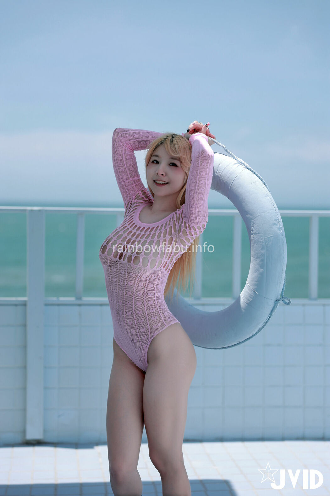 Li Fei Er 黎菲兒 – 超巨乳菲兒穿著超性感粉色連身洞洞泳裝 Part01 (56P – 1V)