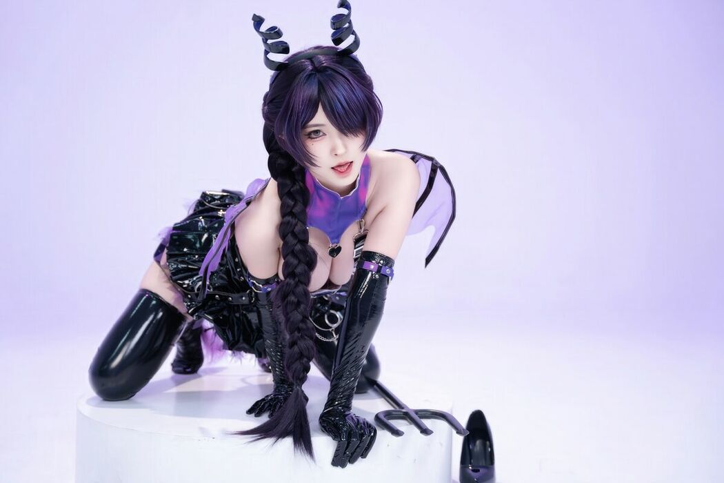 Coser@清水由乃 – 萄 Part01 (53P – 1V)