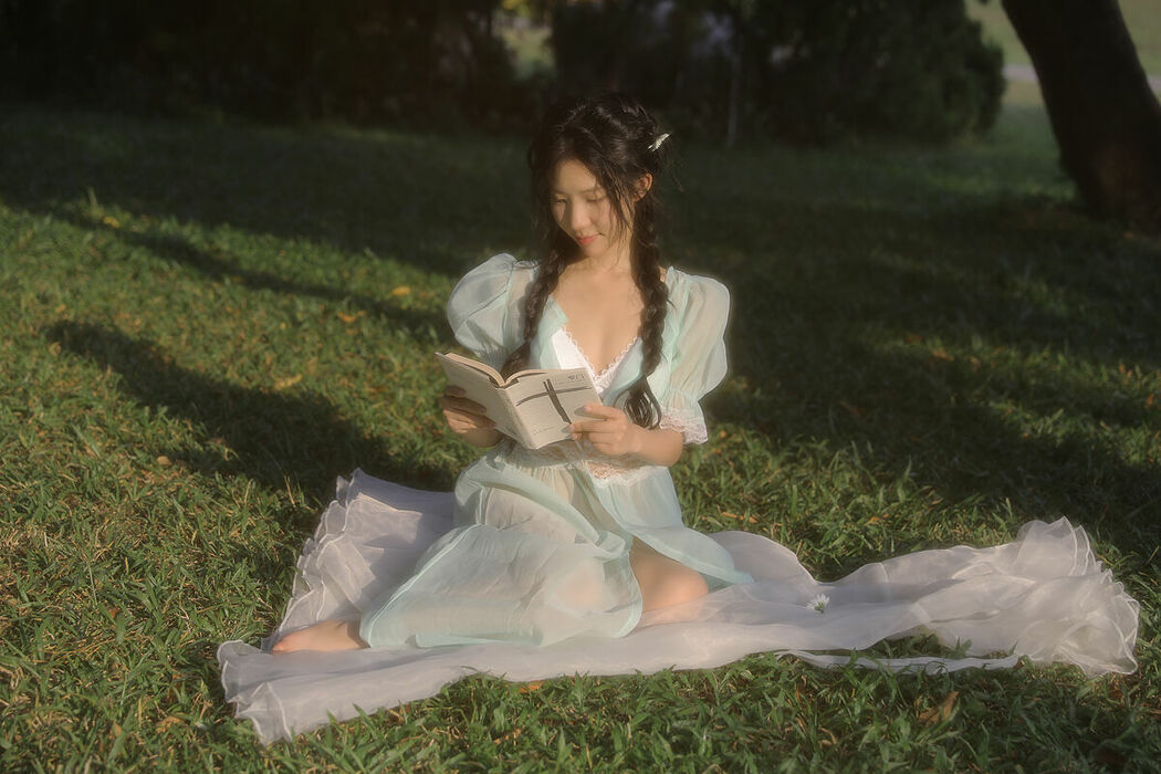 YiTuYu艺图语 Vol.10380 Ye Sheng Mo Te Yuan Zi (10P)