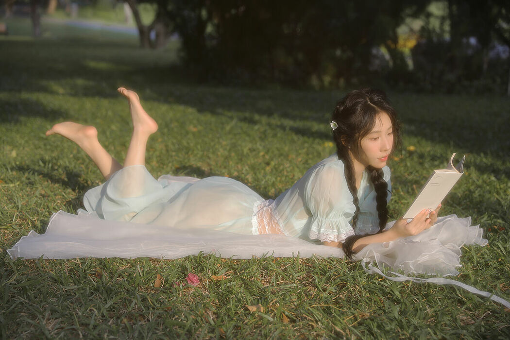 YiTuYu艺图语 Vol.10380 Ye Sheng Mo Te Yuan Zi (10P)