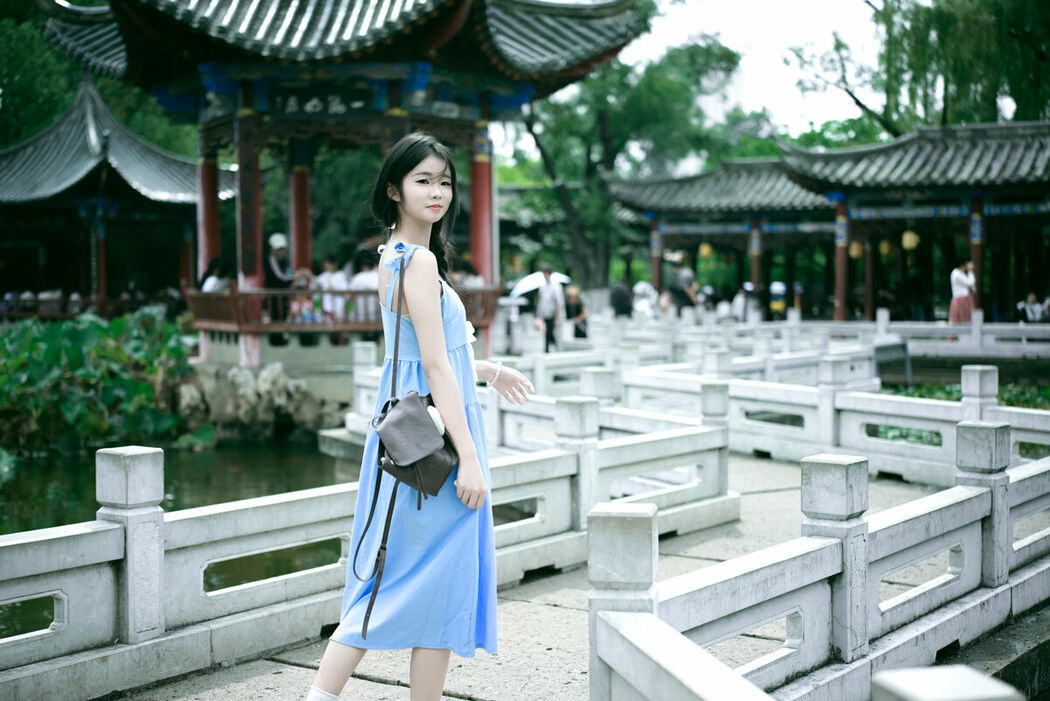 YiTuYu艺图语 Vol.10383 Ai Qing (20P)