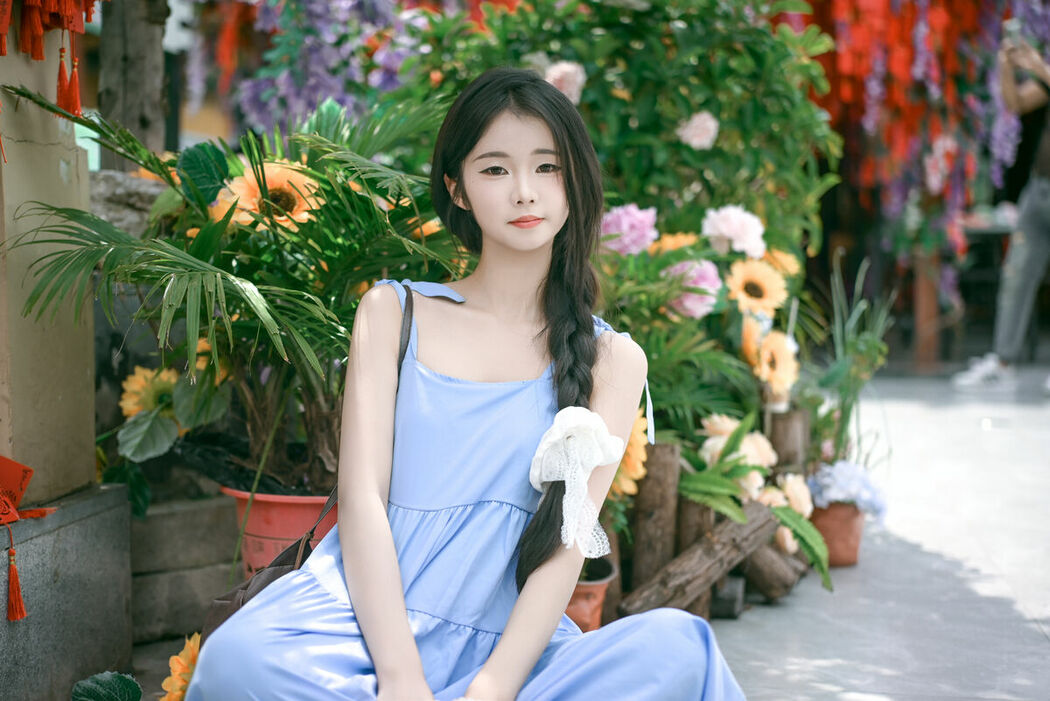 YiTuYu艺图语 Vol.10383 Ai Qing (20P)