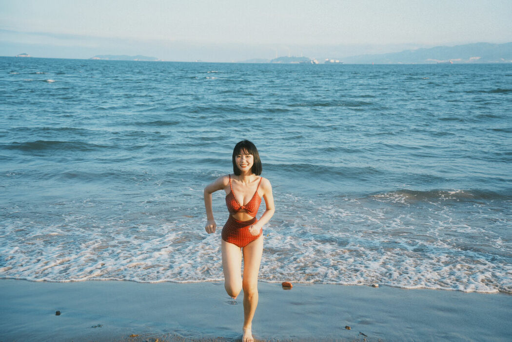 YiTuYu艺图语 Vol.10385 Li Li Qi (10P)