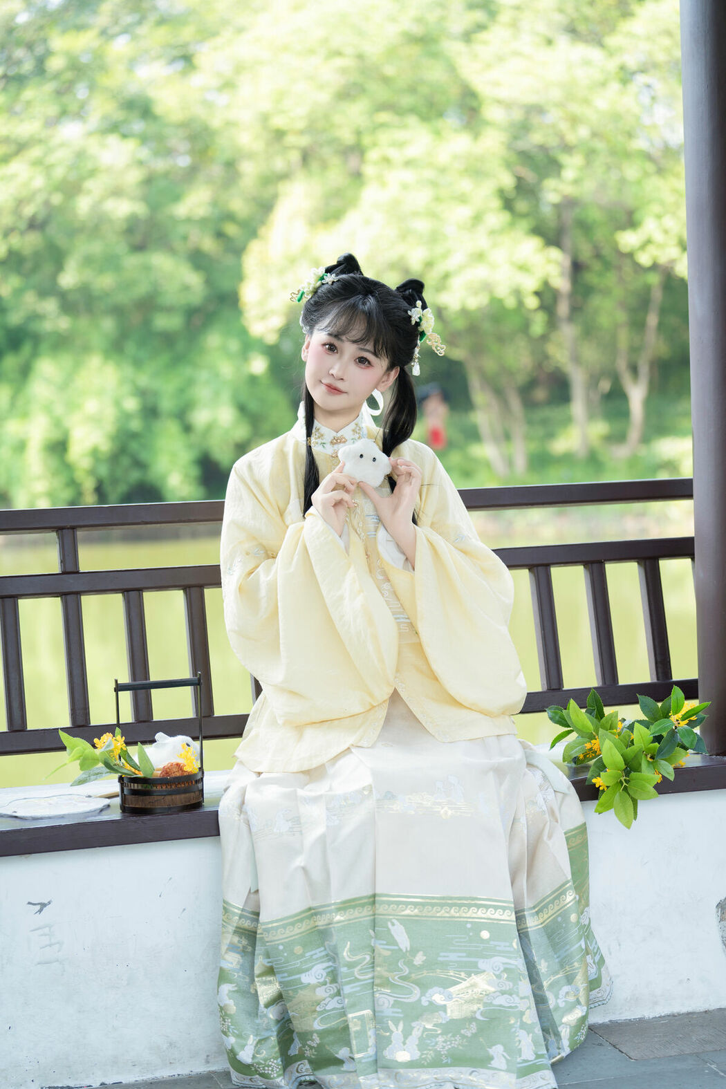 YiTuYu艺图语 Vol.10386 Jiao Yi Zhi Sui Sui (60P)