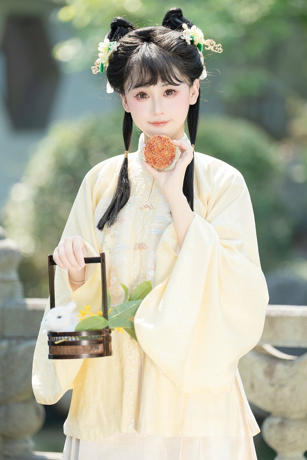YiTuYu艺图语 Vol.10386 Jiao Yi Zhi Sui Sui (60P) Cover Photo