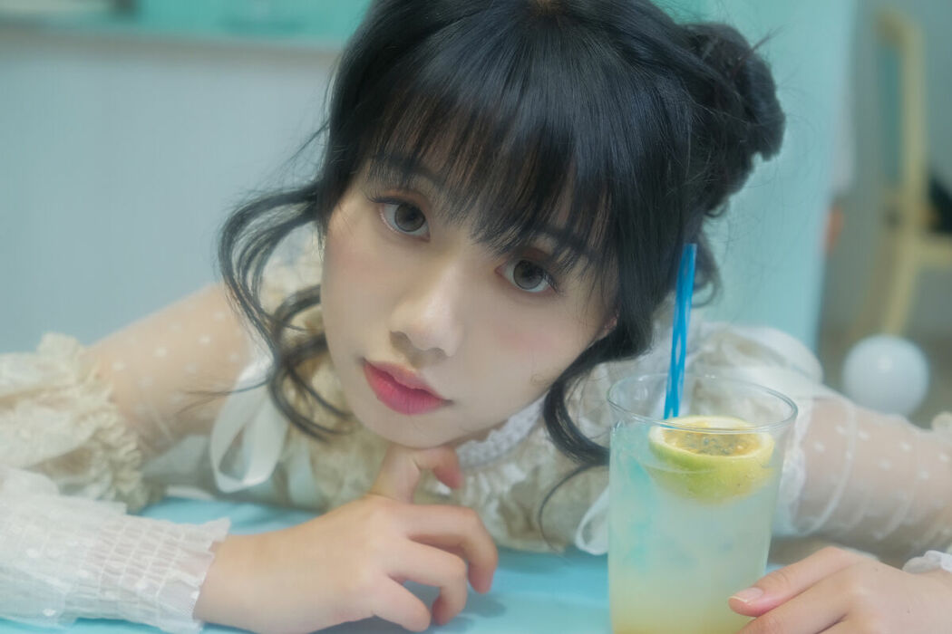 YiTuYu艺图语 Vol.10388 Zhu Shao Zi (31P)