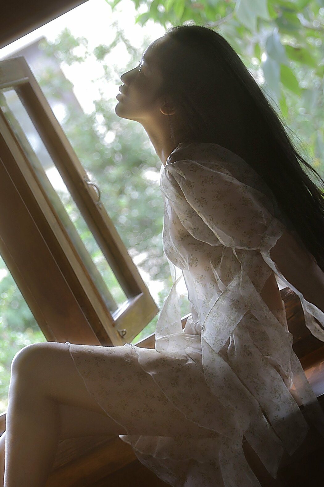 YiTuYu艺图语 Vol.10389 Zen Me Key I Chi Tu Tu (21P) Cover Photo