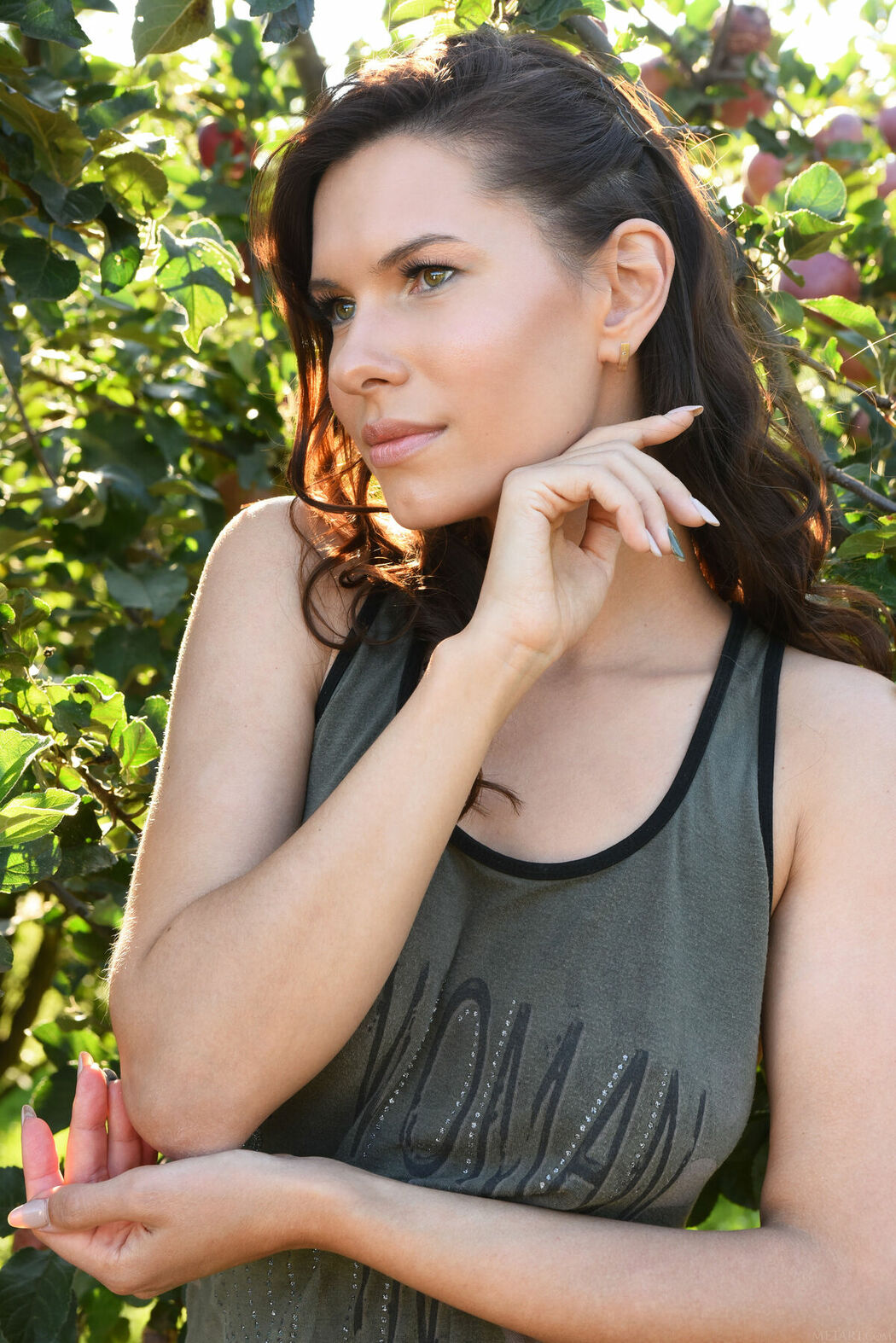 MetArt Suzanna – The Orchard Part01 (61P)