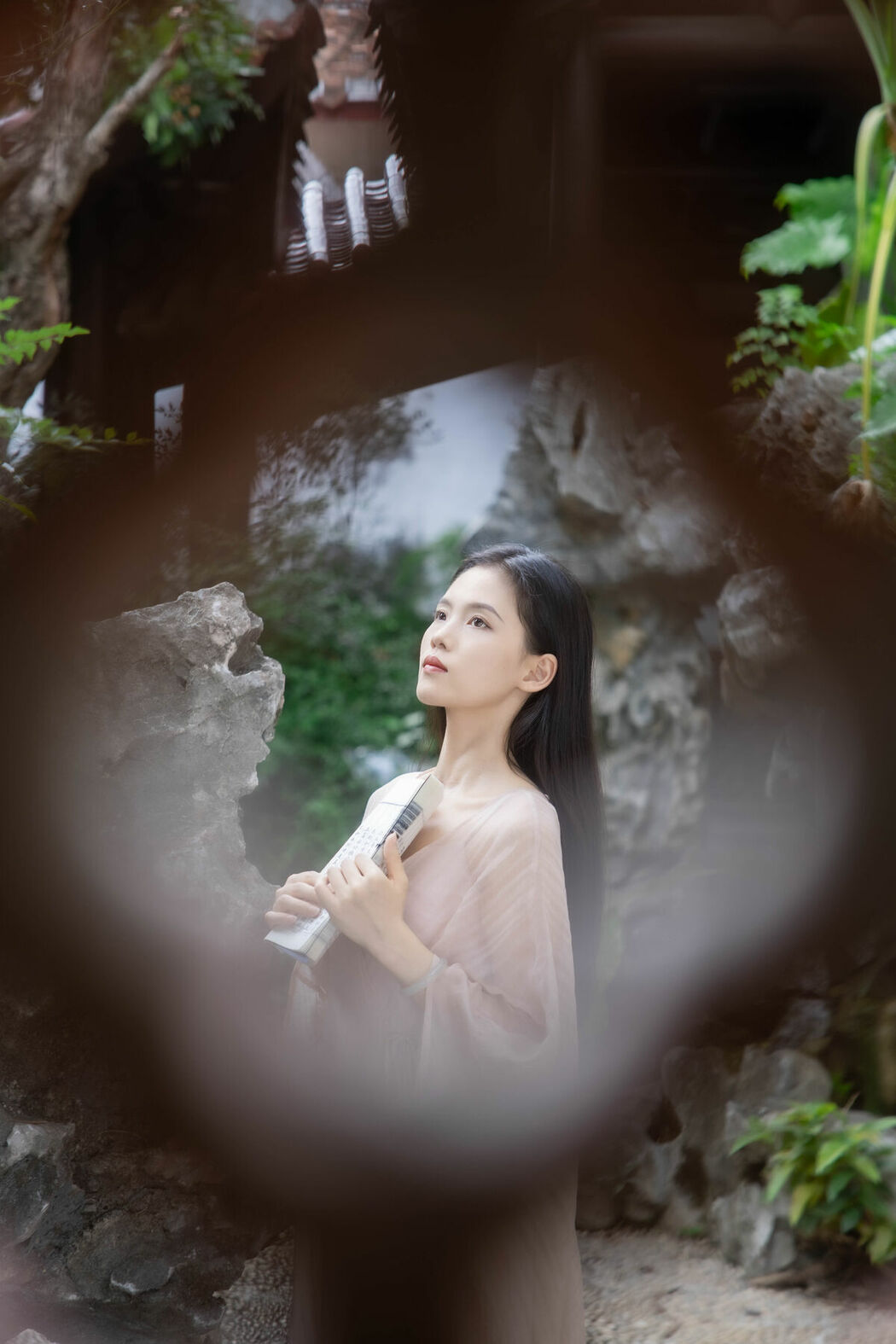 YiTuYu艺图语 Vol.10396 Chen Shi Er Ing (25P)