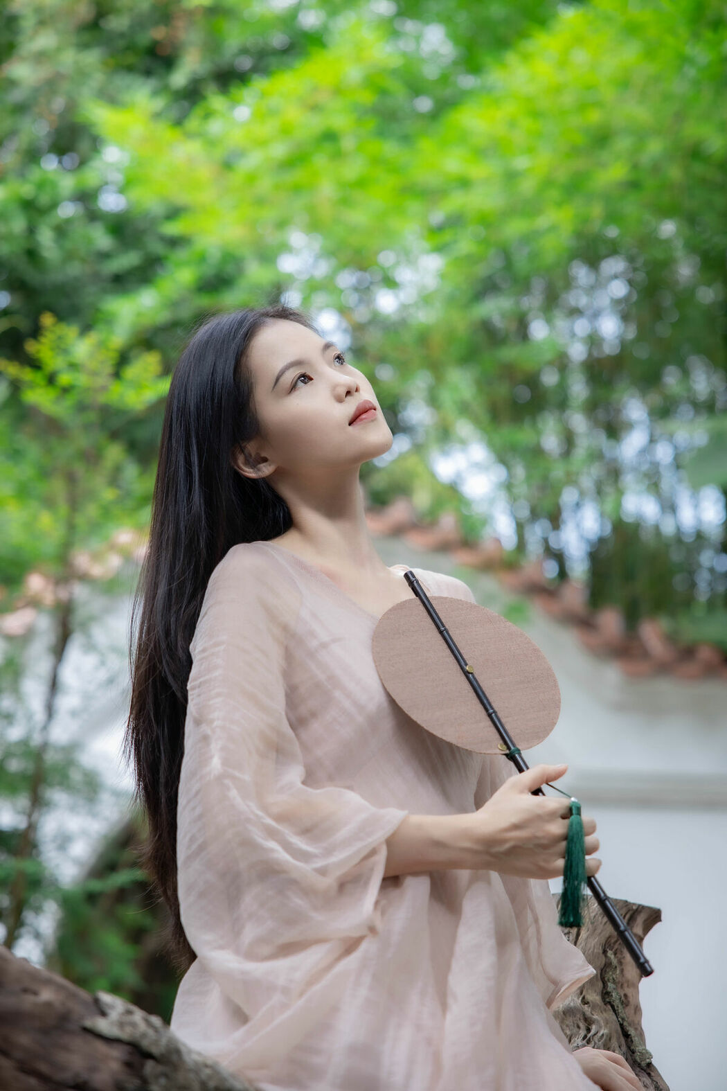 YiTuYu艺图语 Vol.10396 Chen Shi Er Ing (25P)