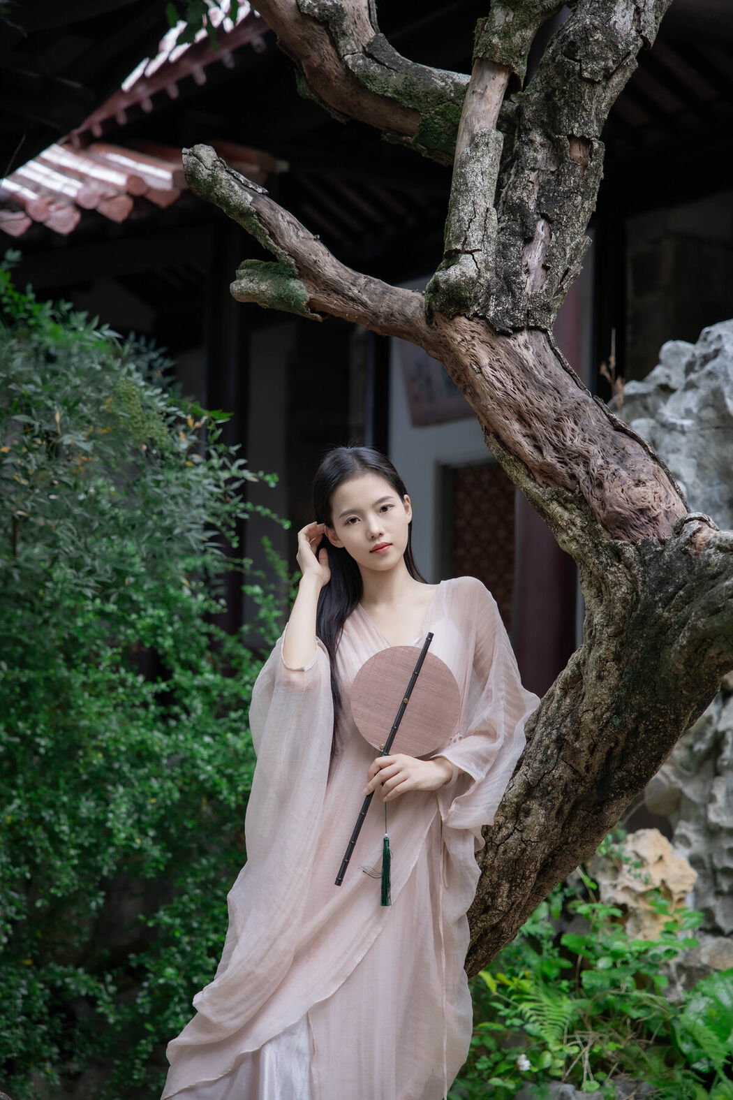 YiTuYu艺图语 Vol.10396 Chen Shi Er Ing (25P)