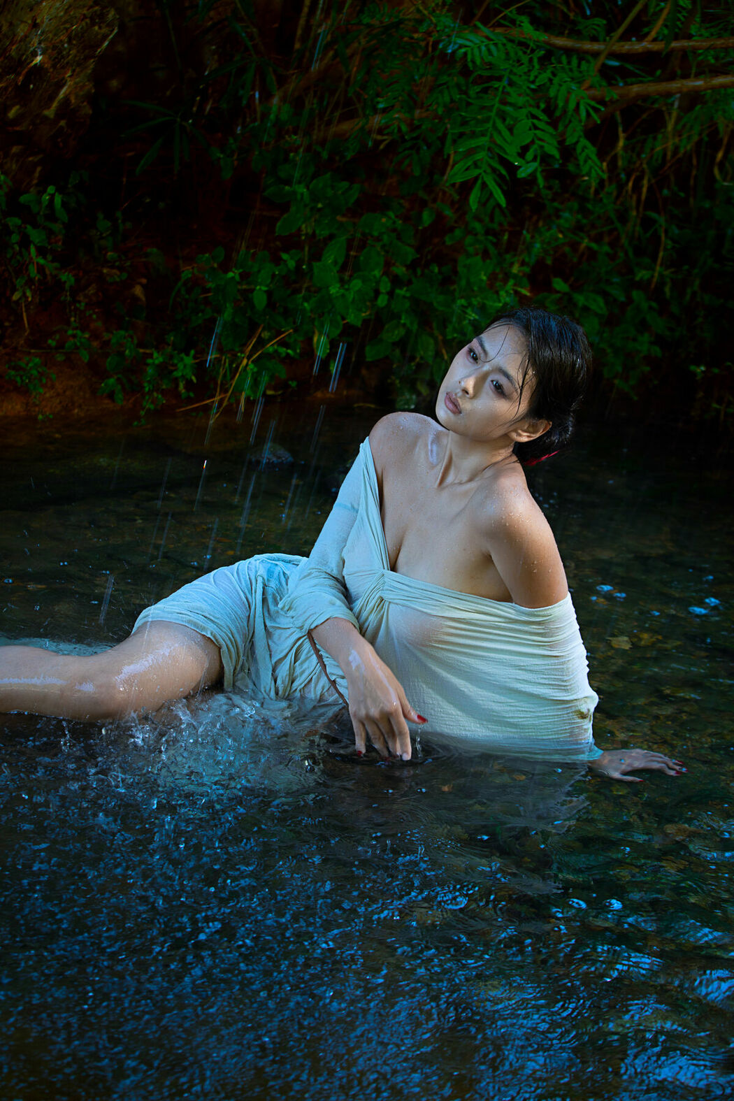 YiTuYu艺图语 Vol.10398 Xiao Jiang (18P)
