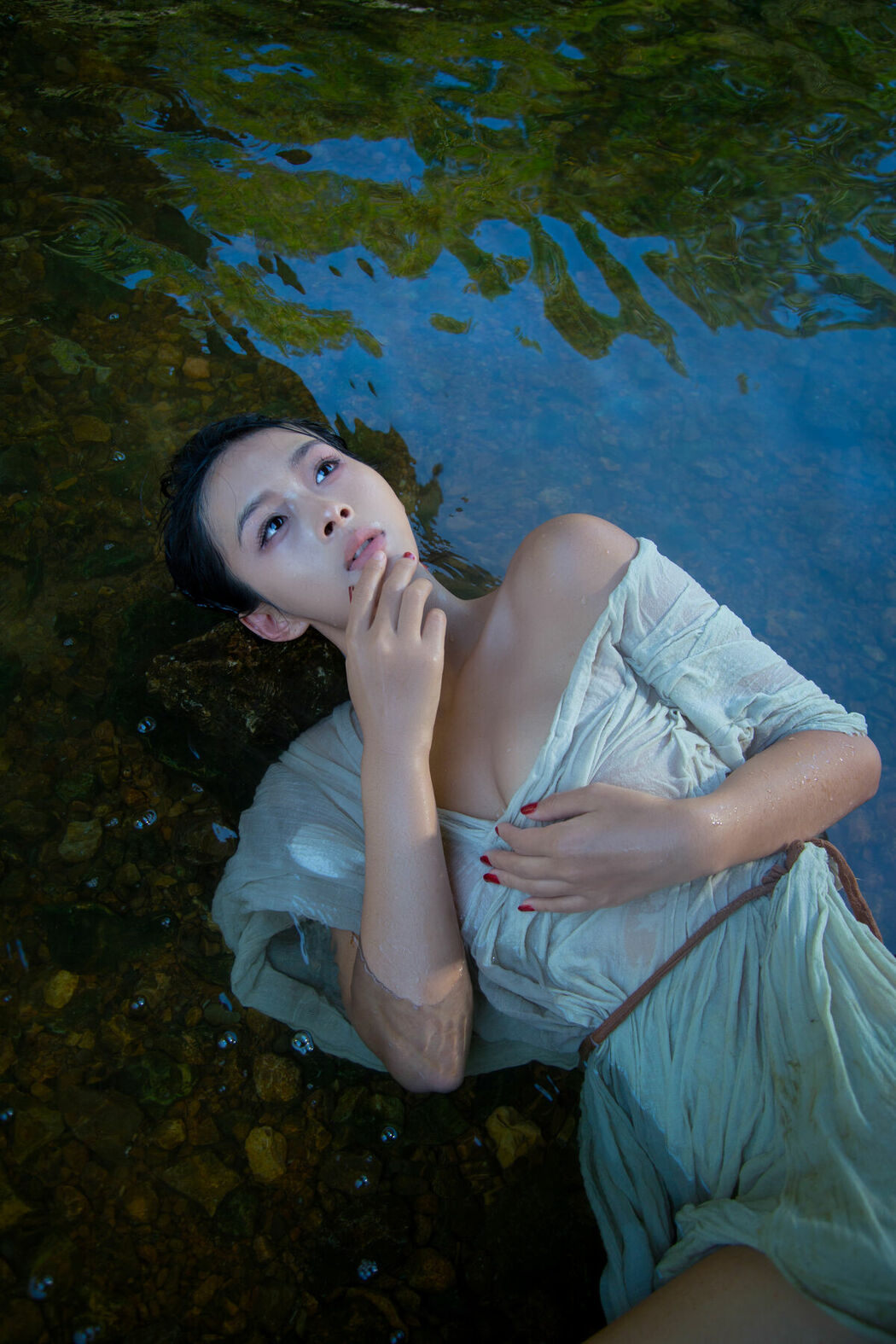 YiTuYu艺图语 Vol.10398 Xiao Jiang (18P)