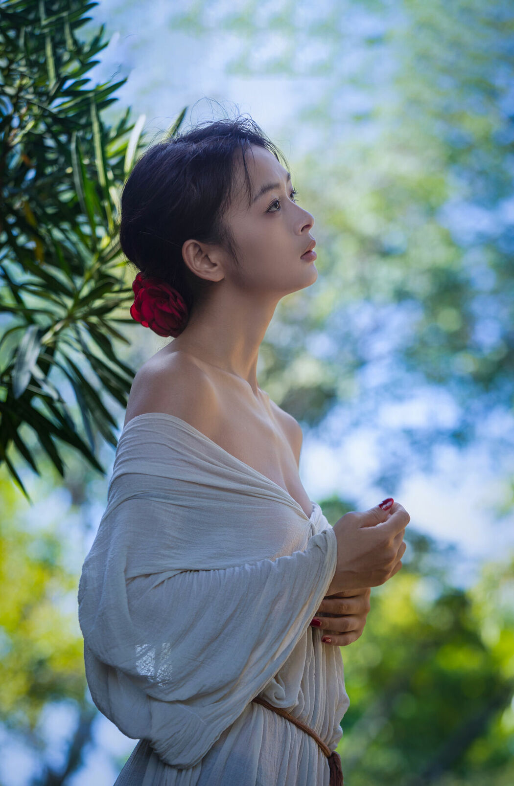 YiTuYu艺图语 Vol.10398 Xiao Jiang (18P)