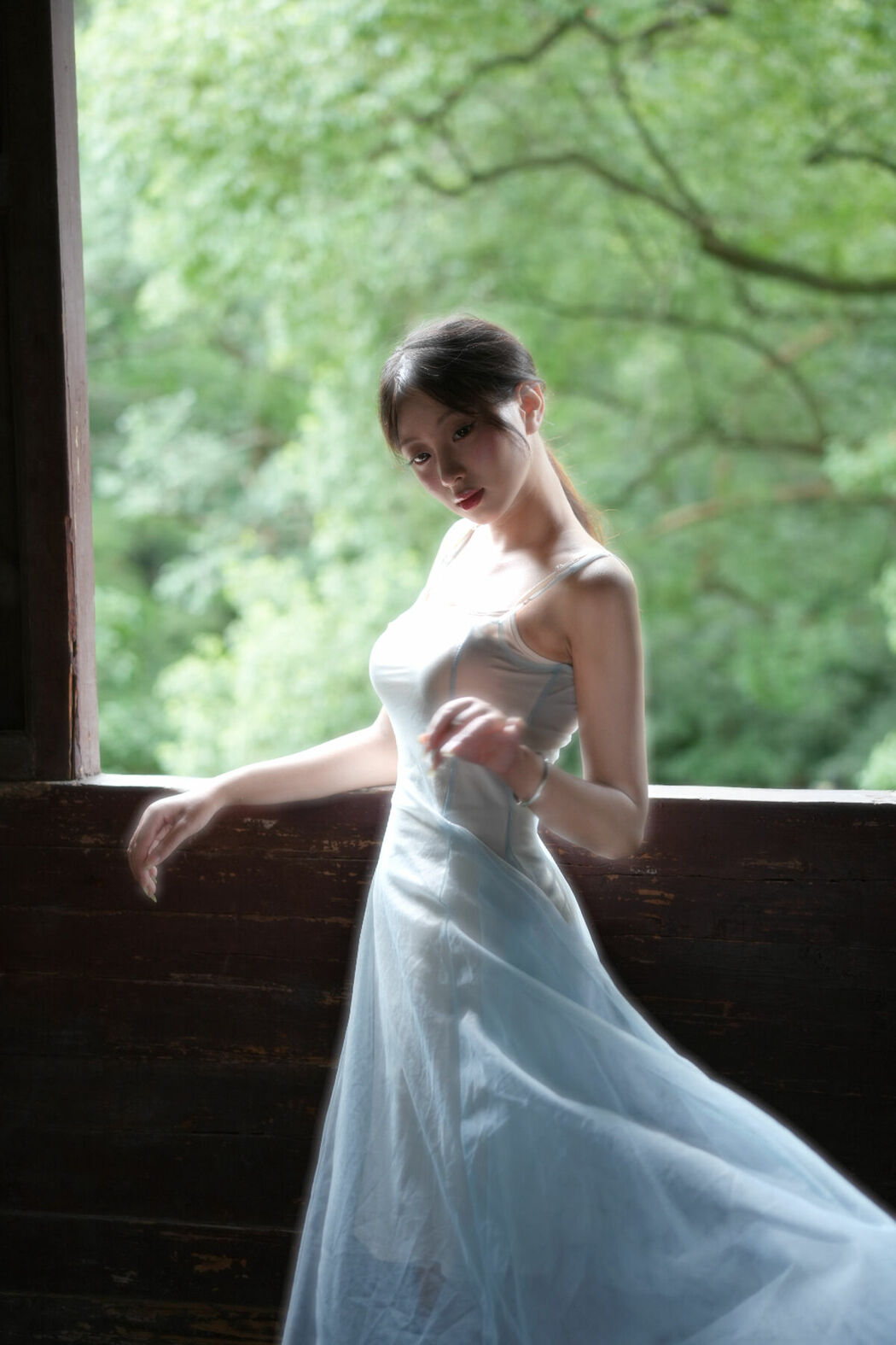 YiTuYu艺图语 Vol.10401 Xiao U (31P)