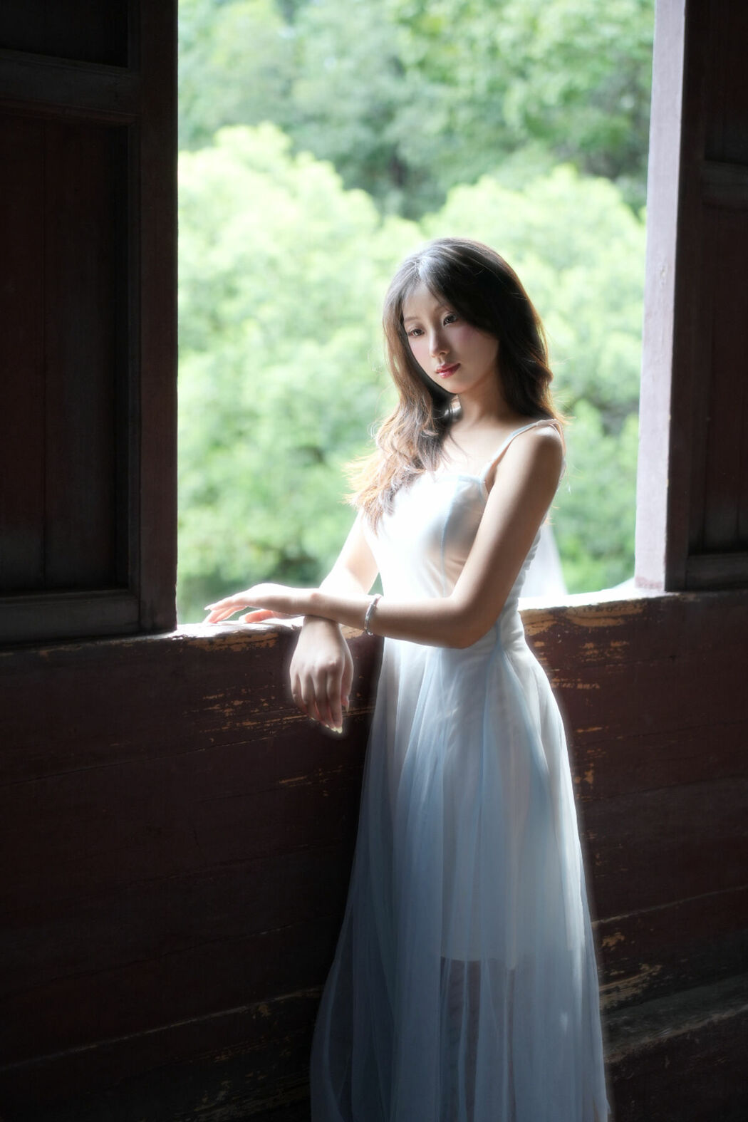 YiTuYu艺图语 Vol.10401 Xiao U (31P)