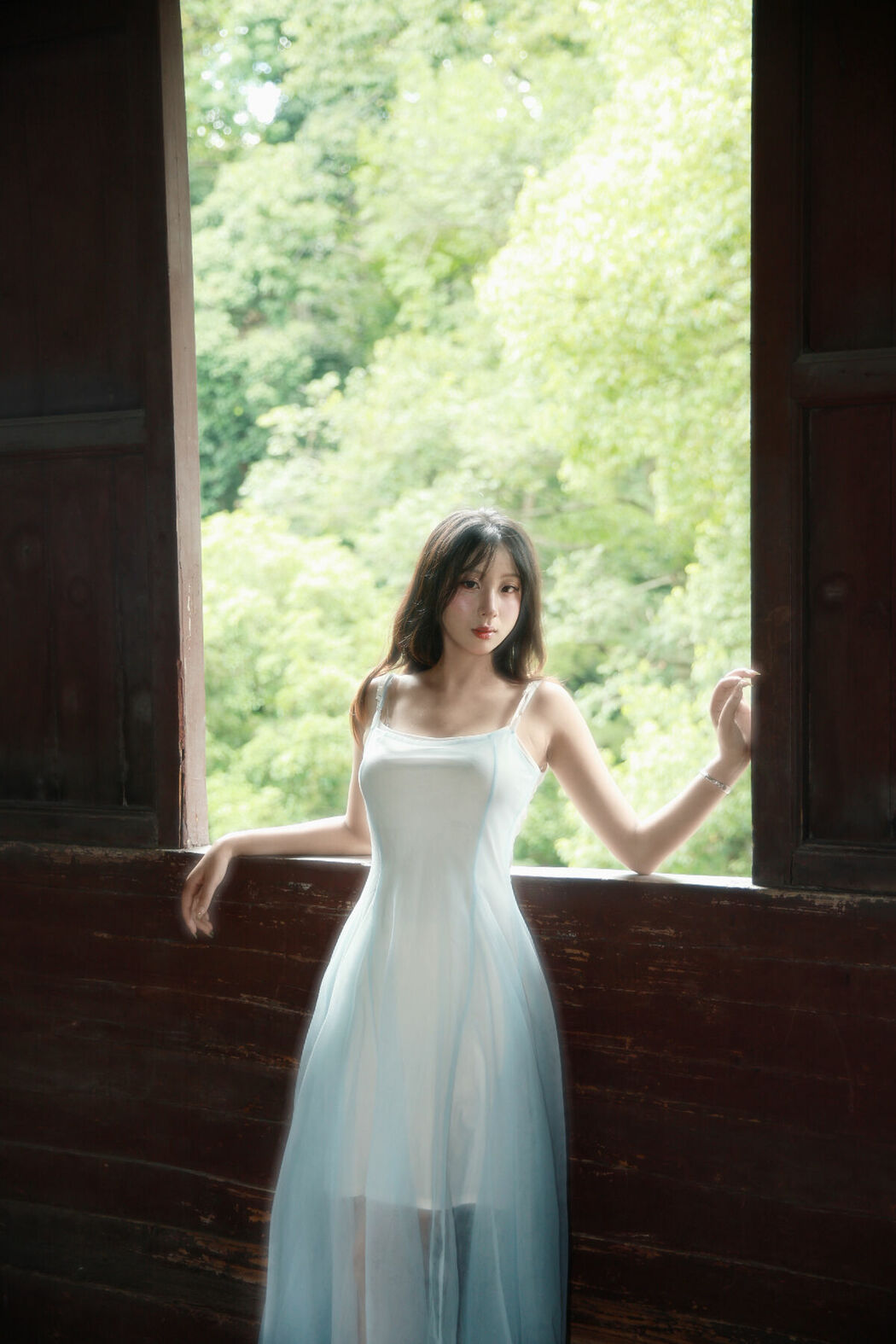 YiTuYu艺图语 Vol.10401 Xiao U (31P)