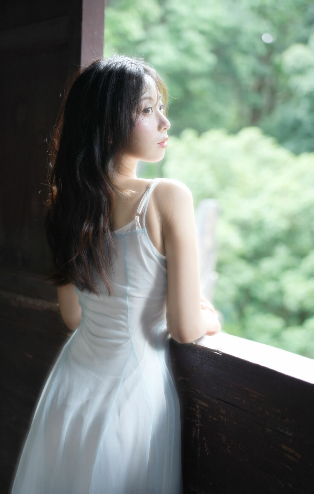 YiTuYu艺图语 Vol.10401 Xiao U (31P)