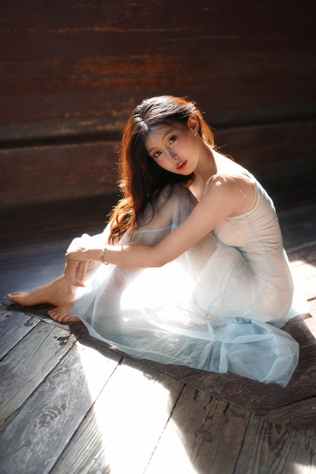 YiTuYu艺图语 Vol.10401 Xiao U (31P)