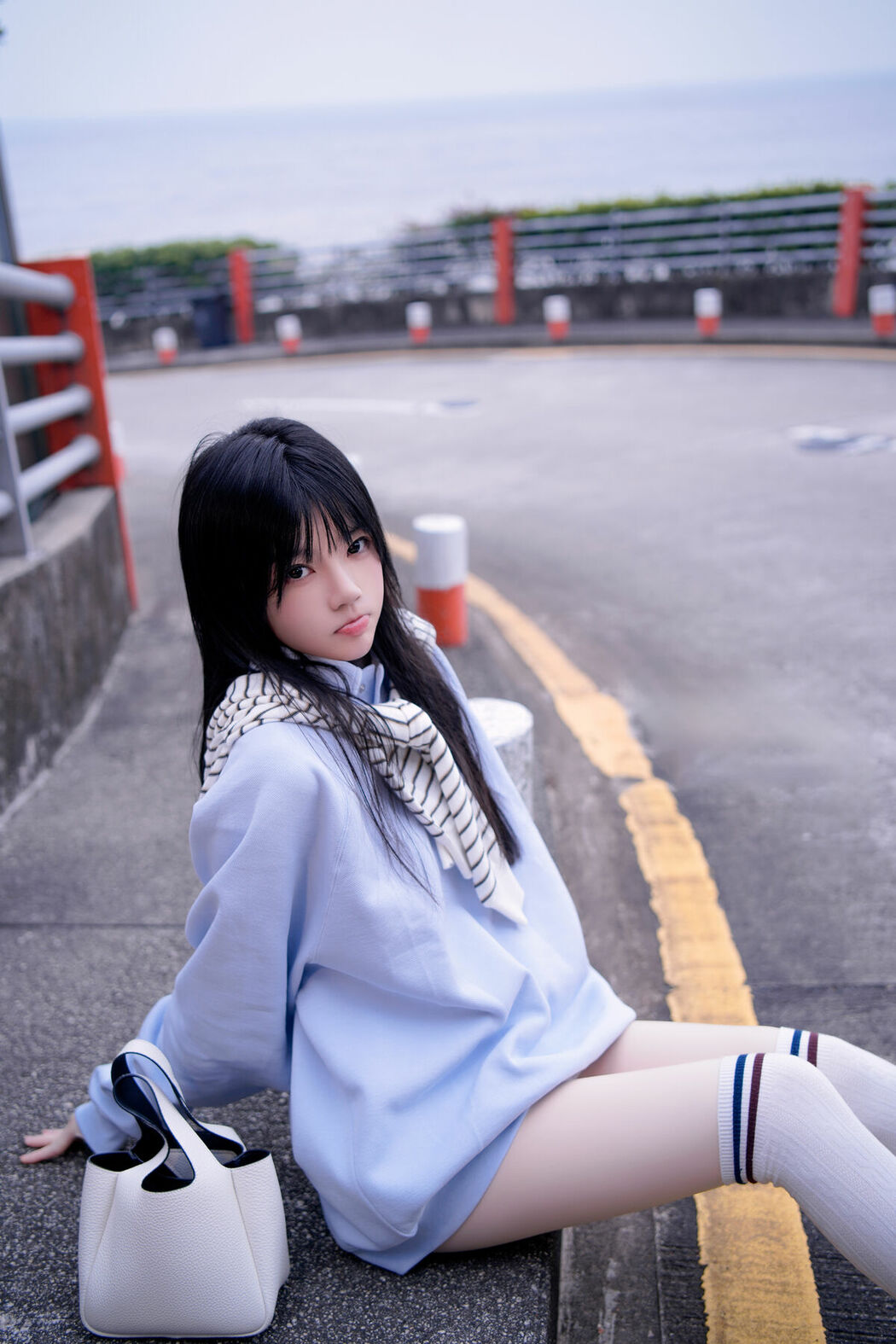 Coser@桜桃喵 – 蓝 (21P)