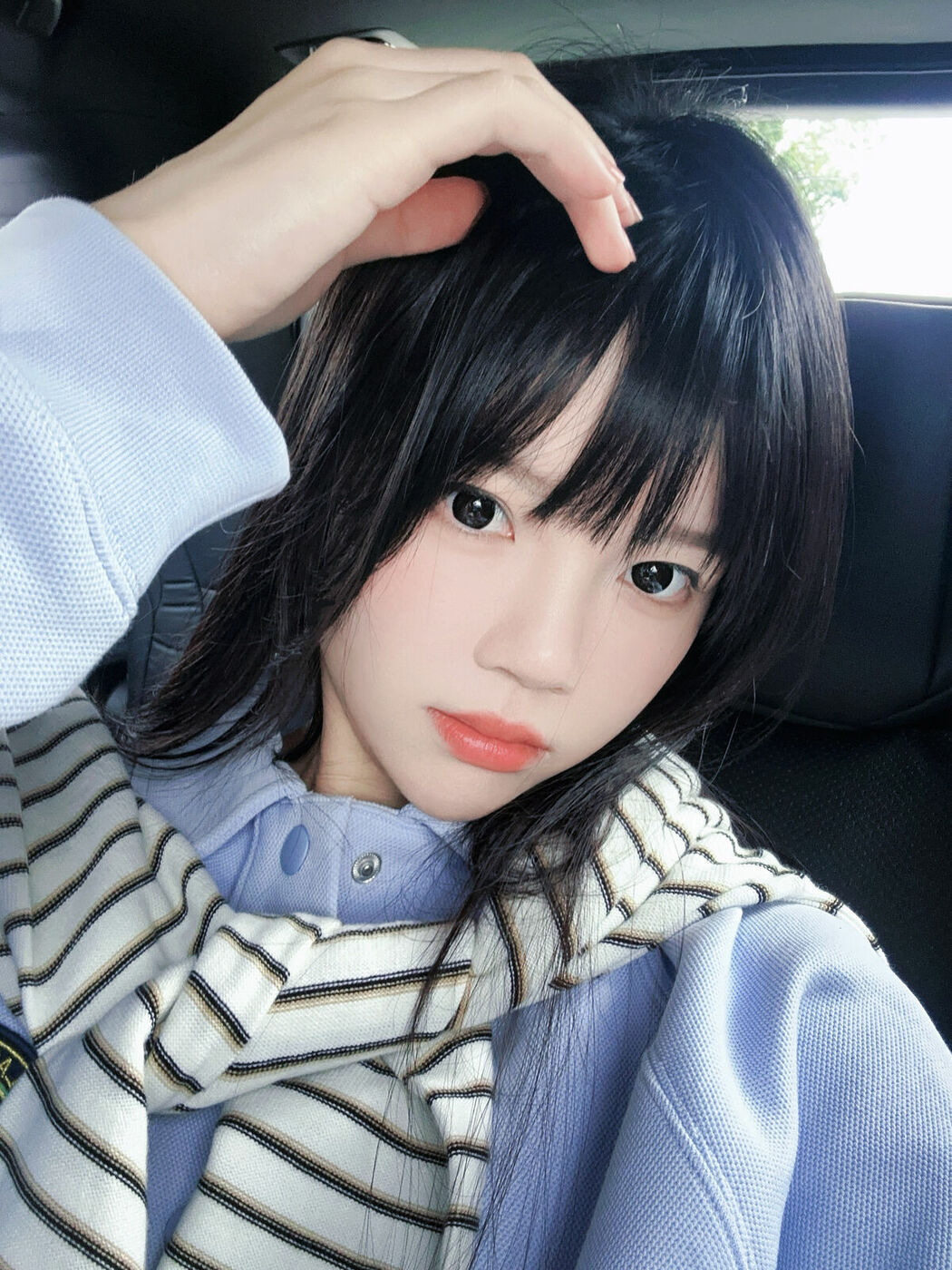 Coser@桜桃喵 – 蓝 (21P)