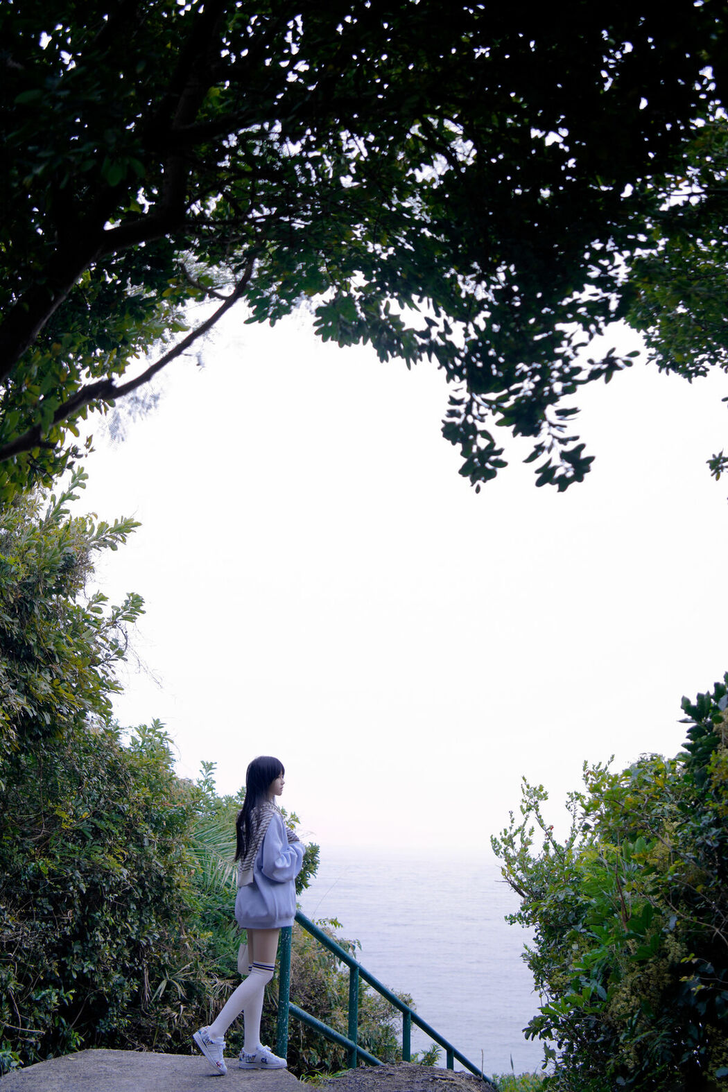 Coser@桜桃喵 – 蓝 (21P)