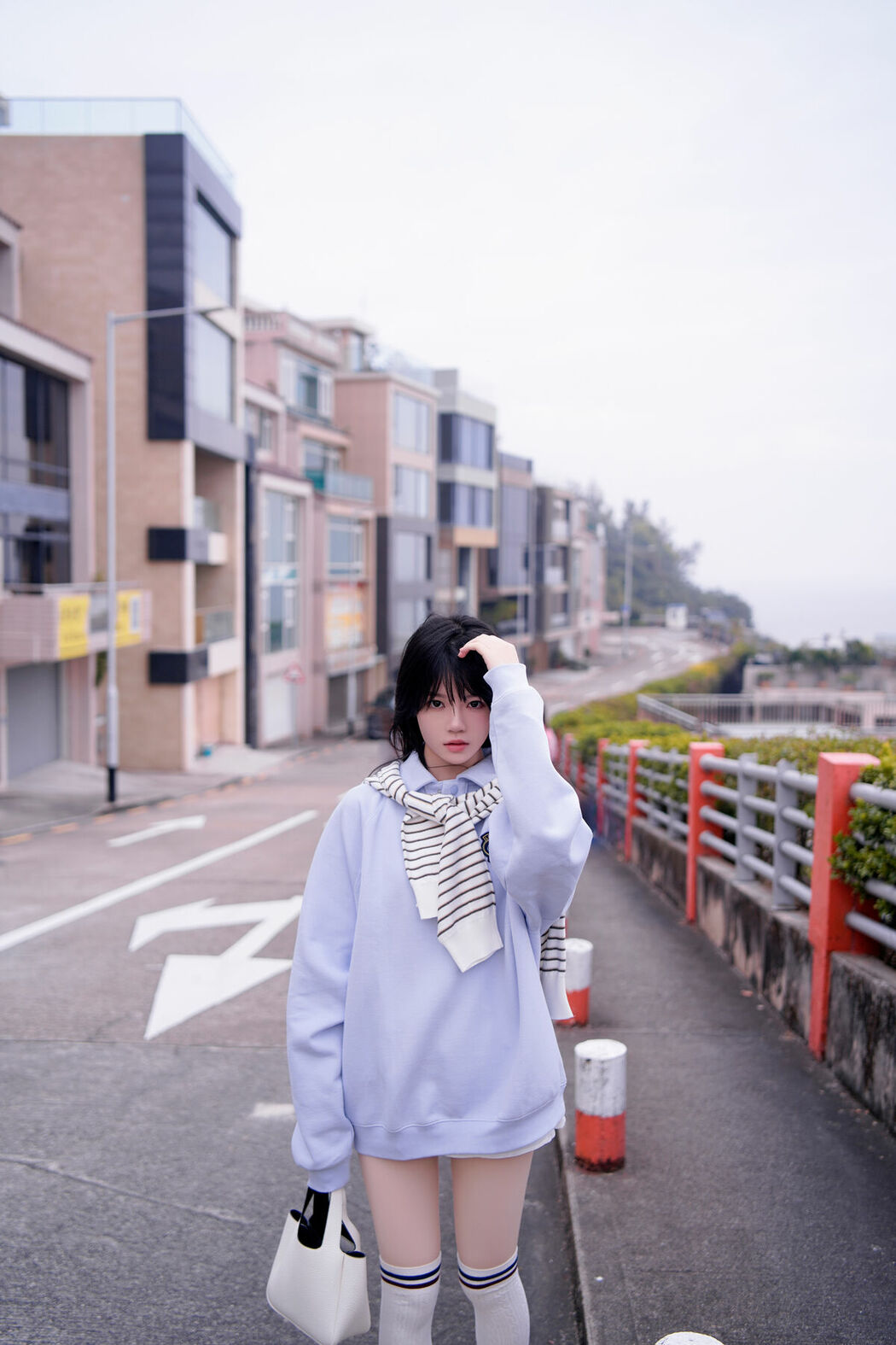 Coser@桜桃喵 – 蓝 (21P)
