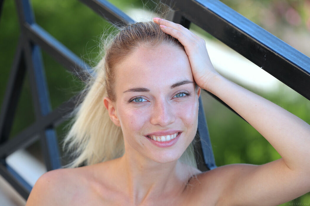 MetArt Danica Jewels – Dazzling Part02 (67P)