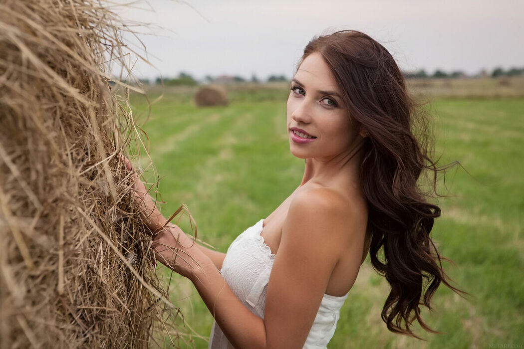 MetArt Niemira – Farm Life Part01 (62P)