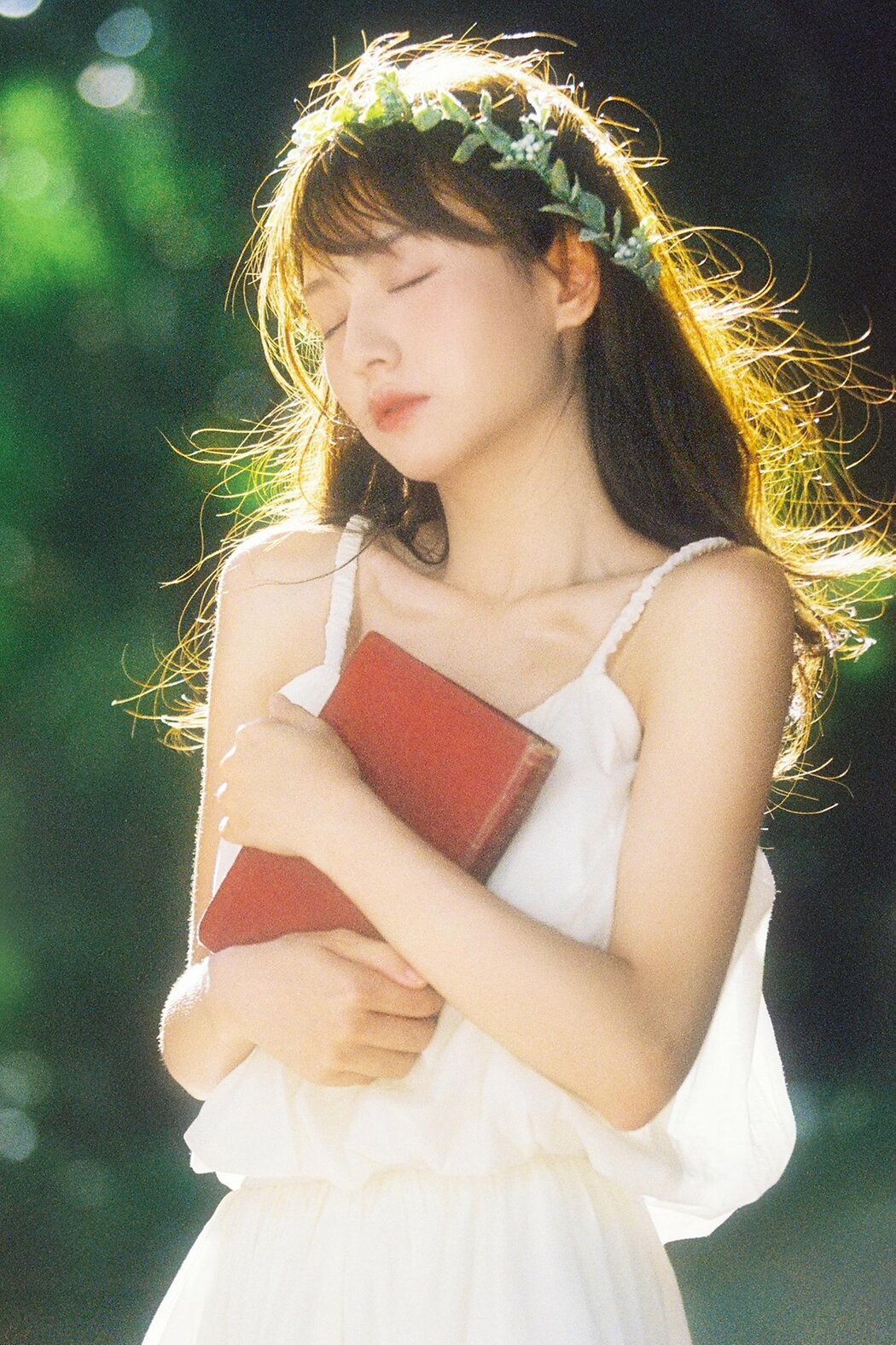 YiTuYu艺图语 Vol.10404 Gu Lin (10P) Cover Photo