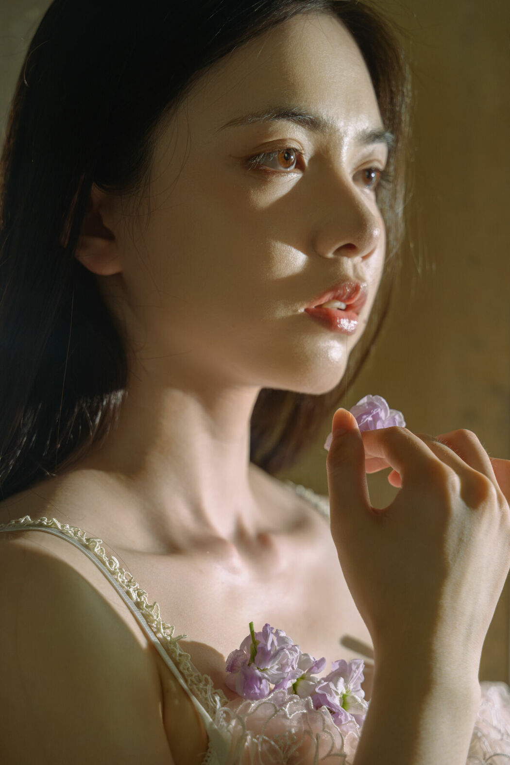 YiTuYu艺图语 Vol.10405 Huan Zhi (47P)