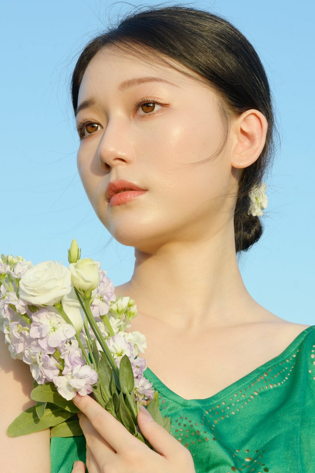 YiTuYu艺图语 Vol.10411 Xiao Yue (30P) Cover Photo