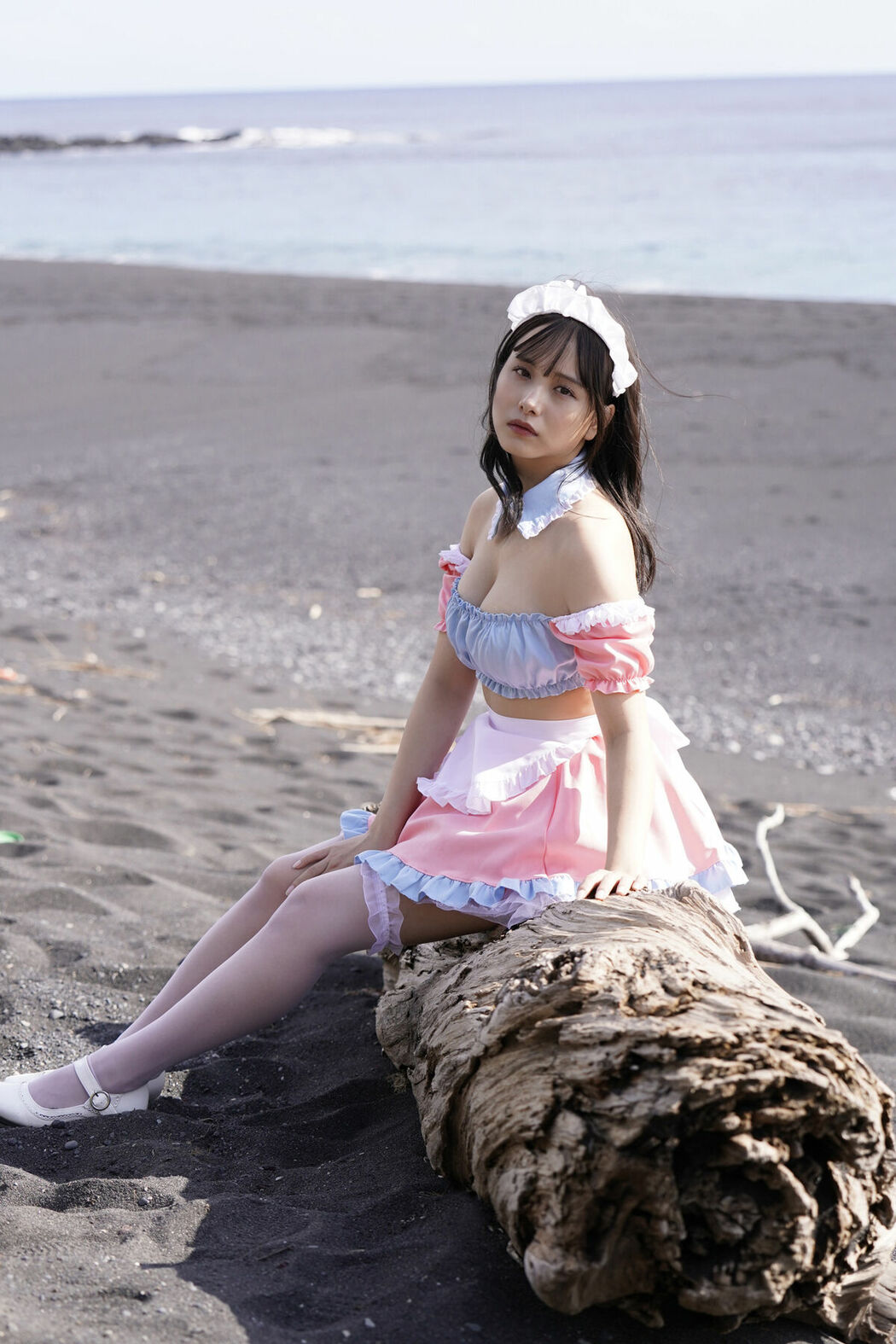 JP Mayu Niiya 新谷真由 – ヤングガンガンデジタル限定写真集 島の奇跡 (52P)