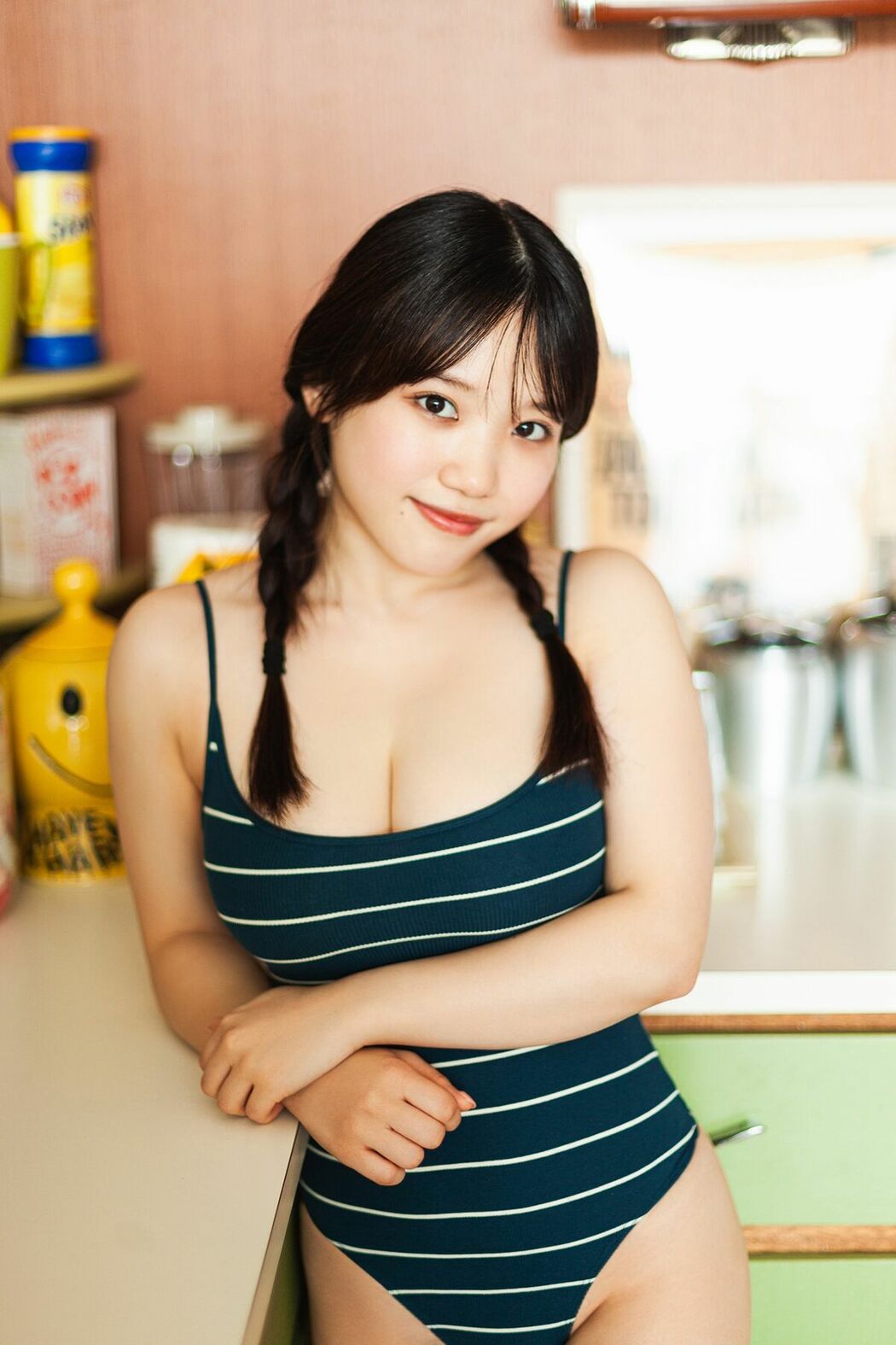 JP Minami Hori 堀みなみ – FRIDAYデジタル写真集 聖なるHカップ Vol.2 (48P)