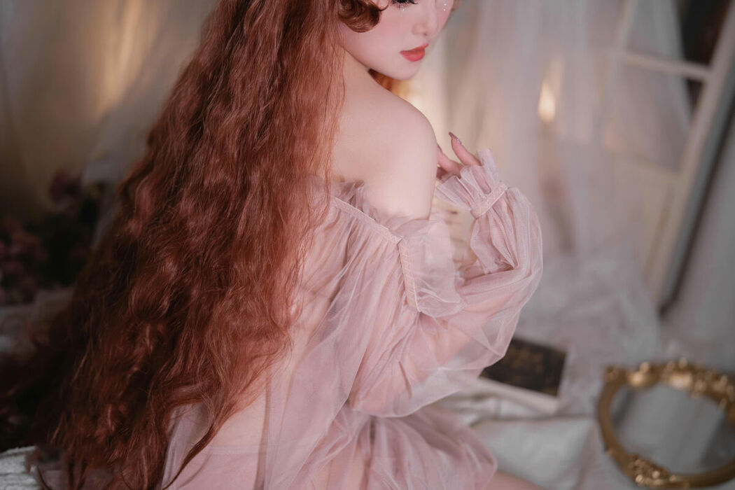 Coser@Natsuko夏夏子 – 2026生日私房 粉雾 (51P)