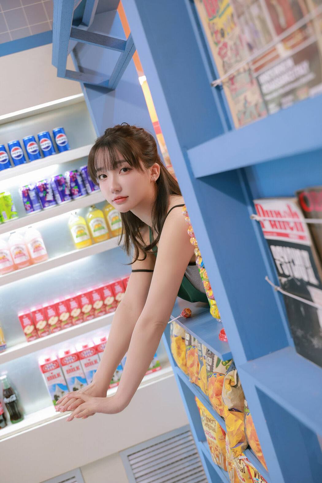Son Ye-Eun 손예은 – Night Shift Part01 (49P – 2V)