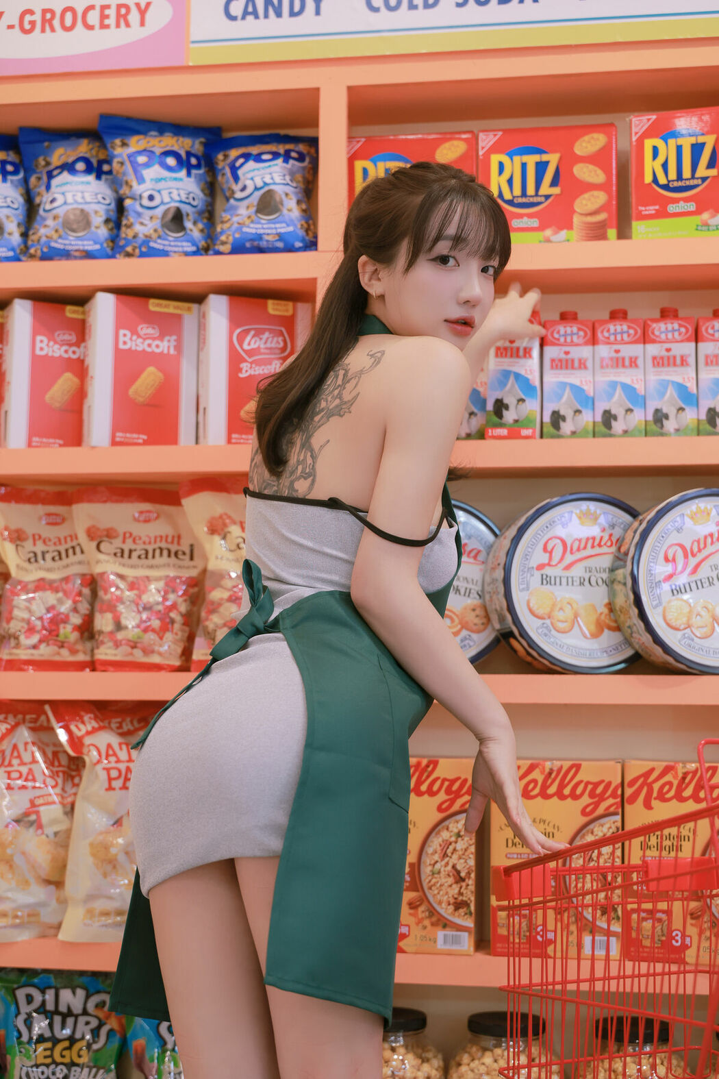 Son Ye-Eun 손예은 – Night Shift Part01 (49P – 2V)