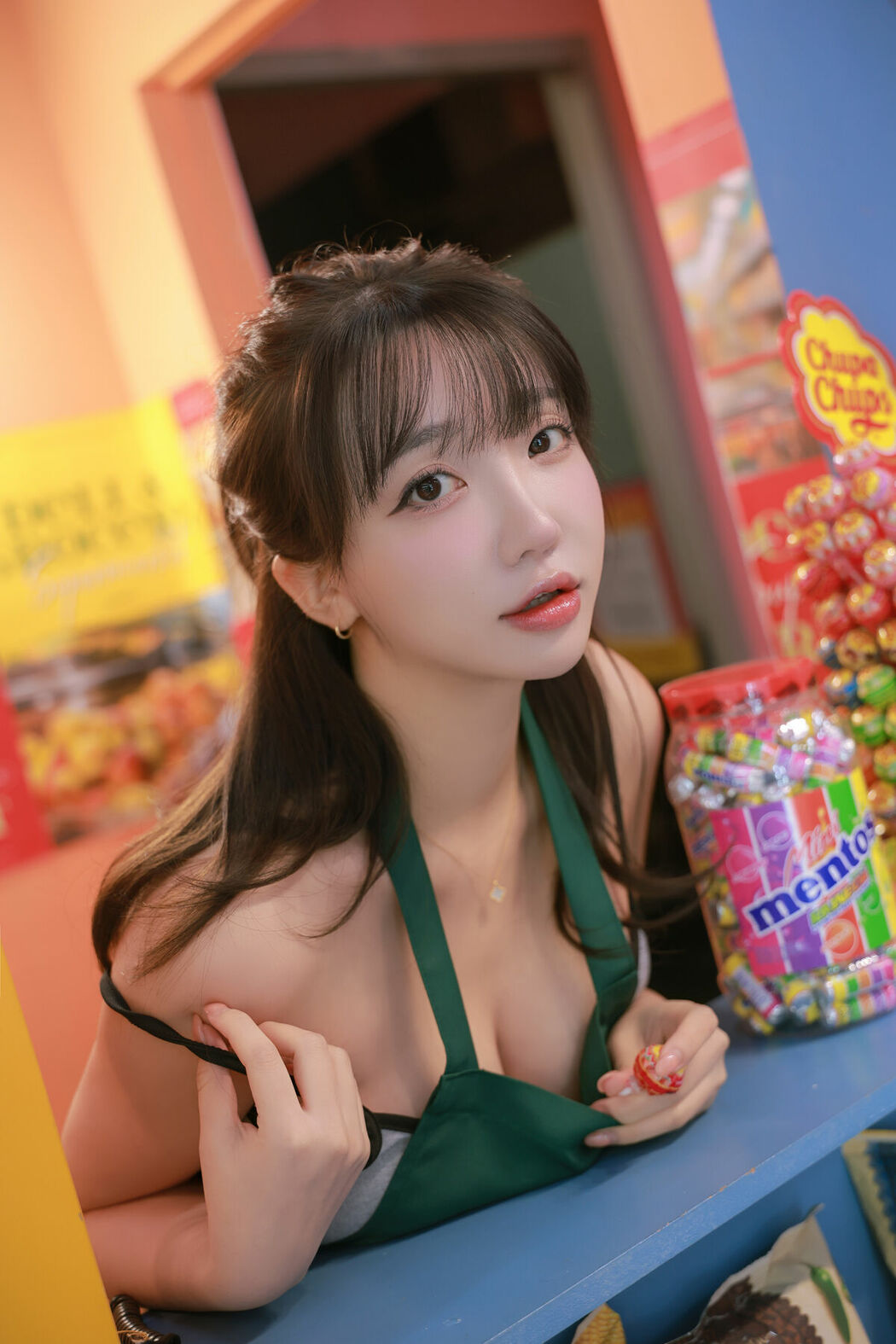 Son Ye-Eun 손예은 – Night Shift Part01 (49P – 2V)