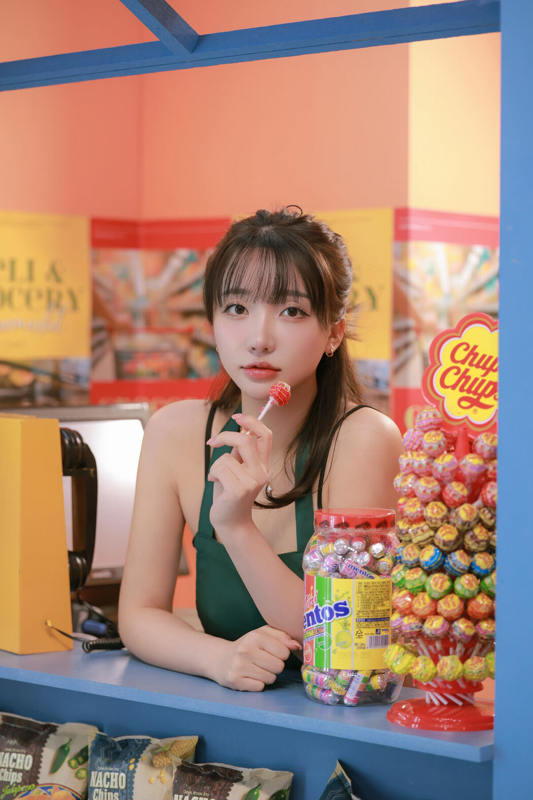 Son Ye-Eun 손예은 – Night Shift Part01 (49P – 2V)
