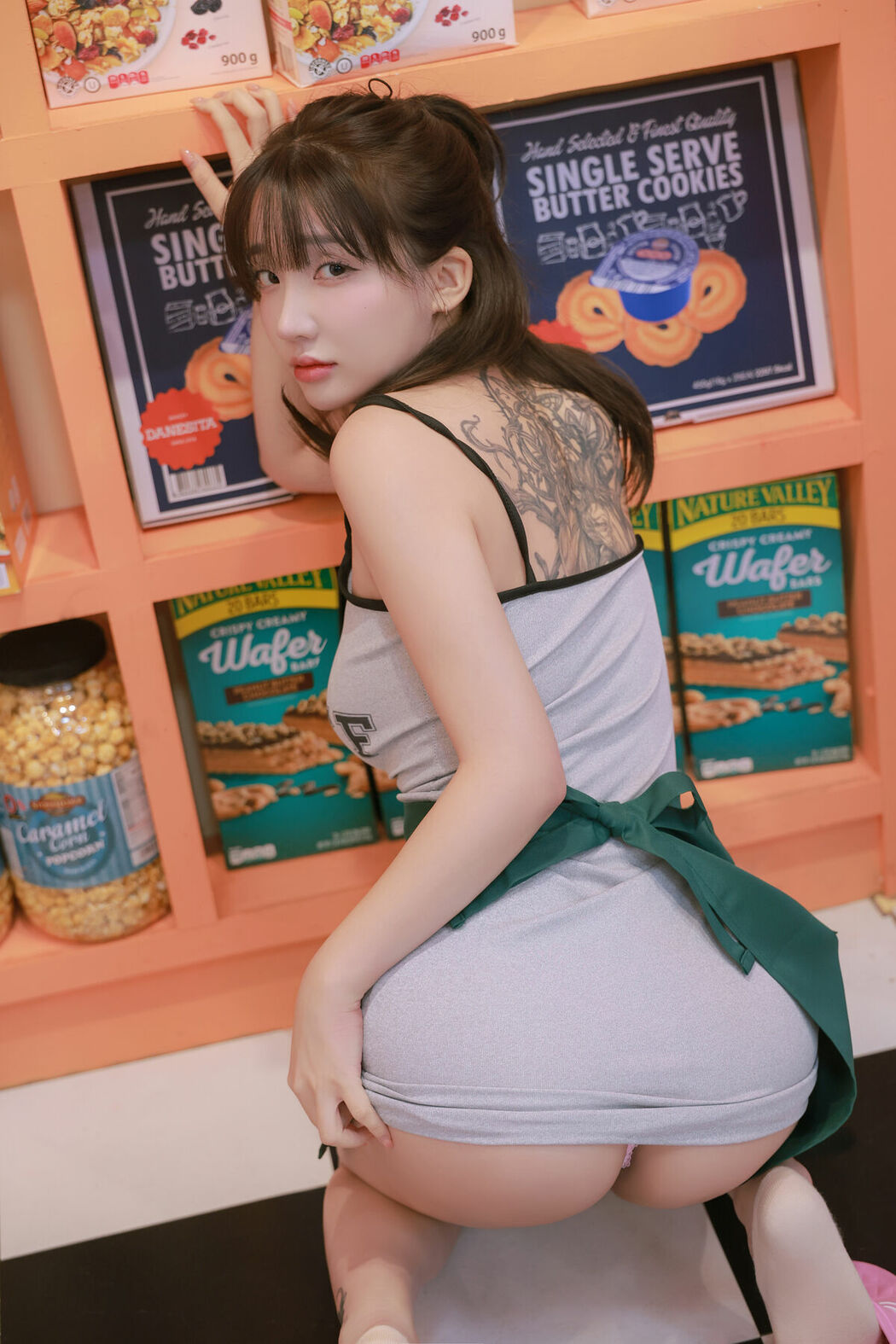 Son Ye-Eun 손예은 – Night Shift Part01 (49P – 2V)