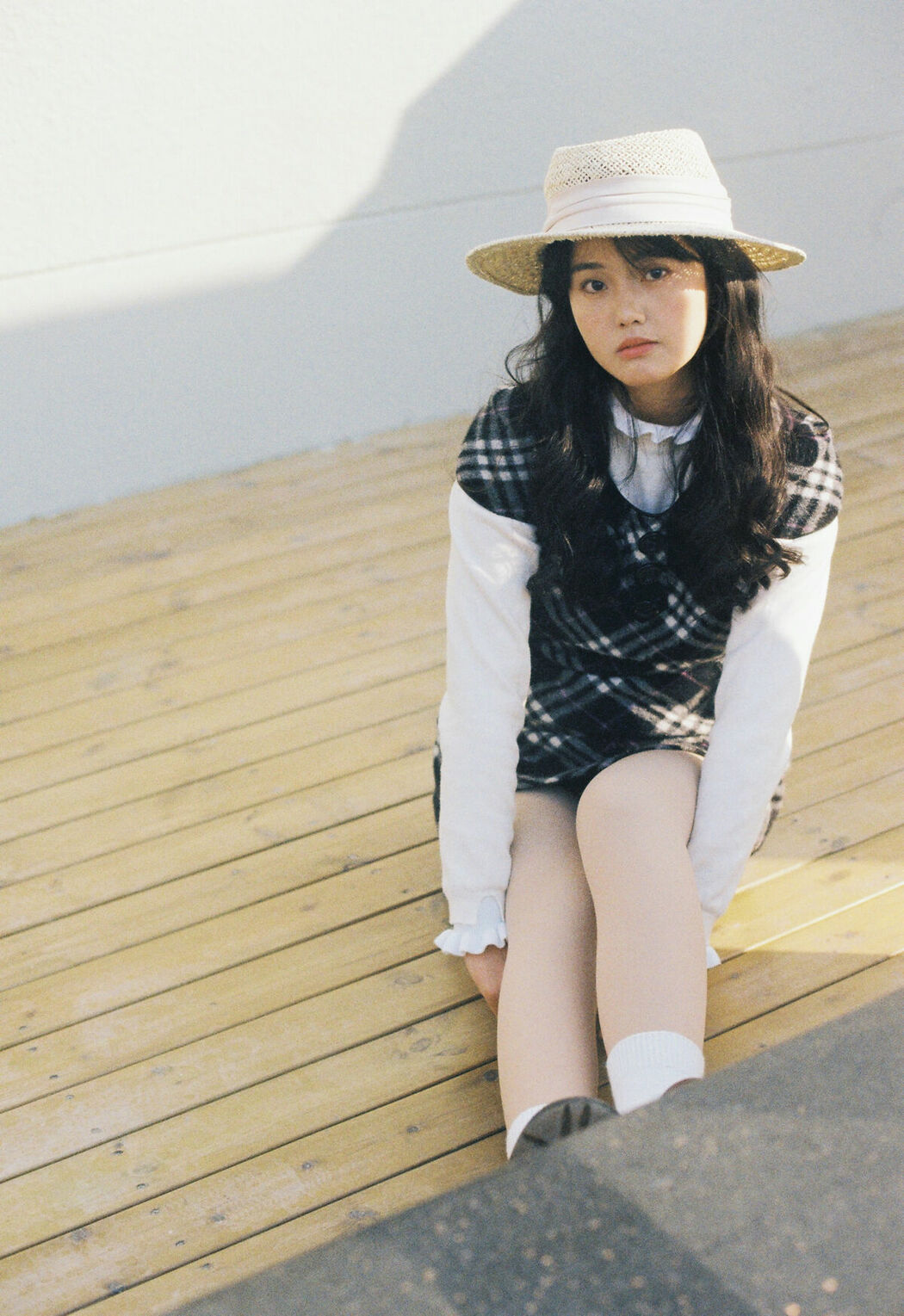 YiTuYu艺图语 Vol.10418 Bao Mao Mian Yang (27P)