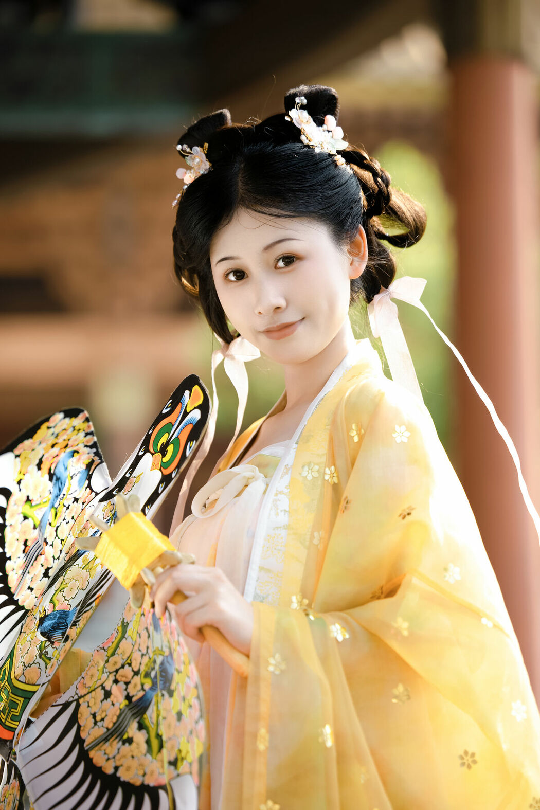 YiTuYu艺图语 Vol.10416 Xiao Y Jin Tian Ye Hen Kai Xin (18P)