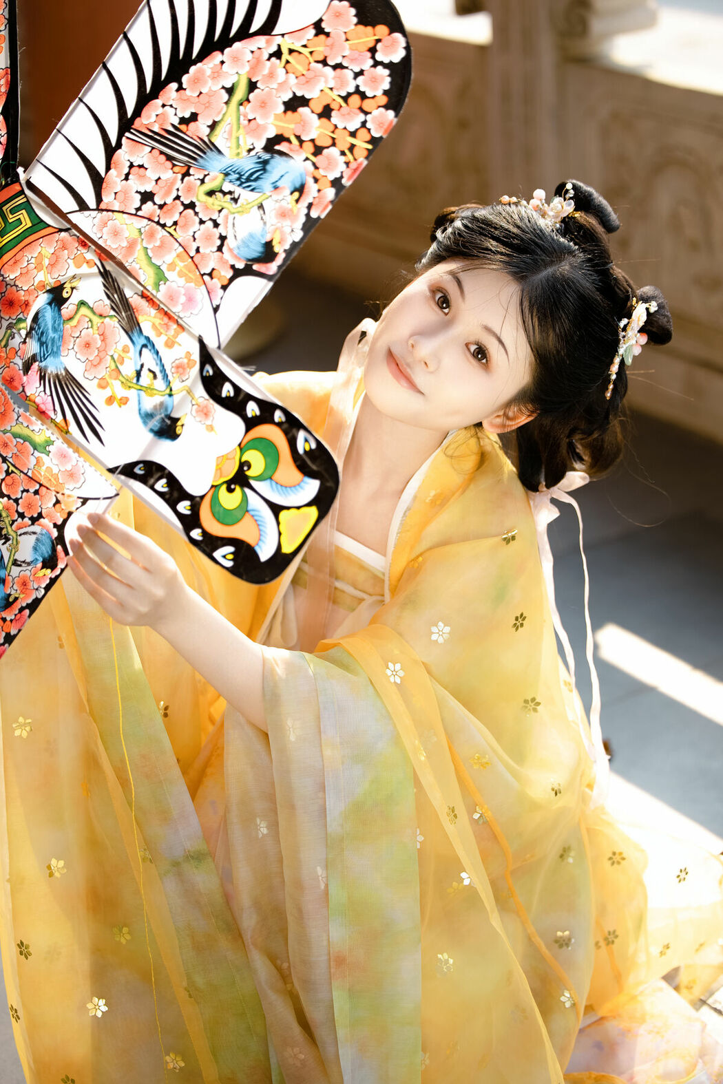 YiTuYu艺图语 Vol.10416 Xiao Y Jin Tian Ye Hen Kai Xin (18P)