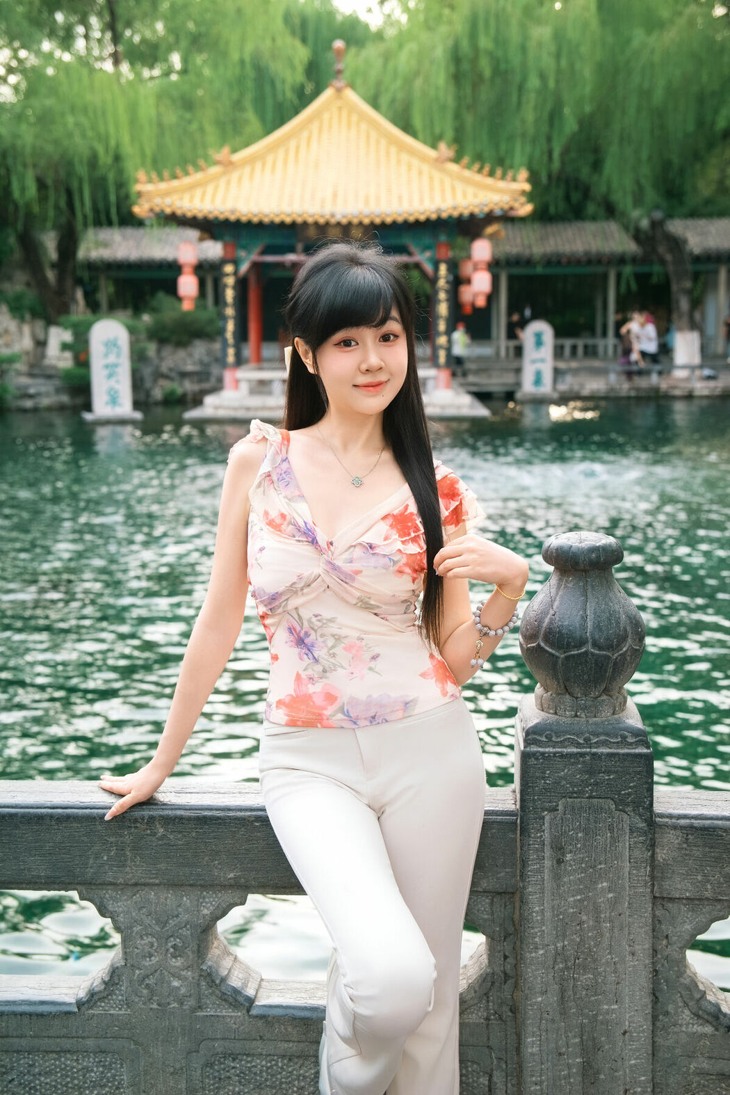 YiTuYu艺图语 Vol.10422 Yi Ming (30P)