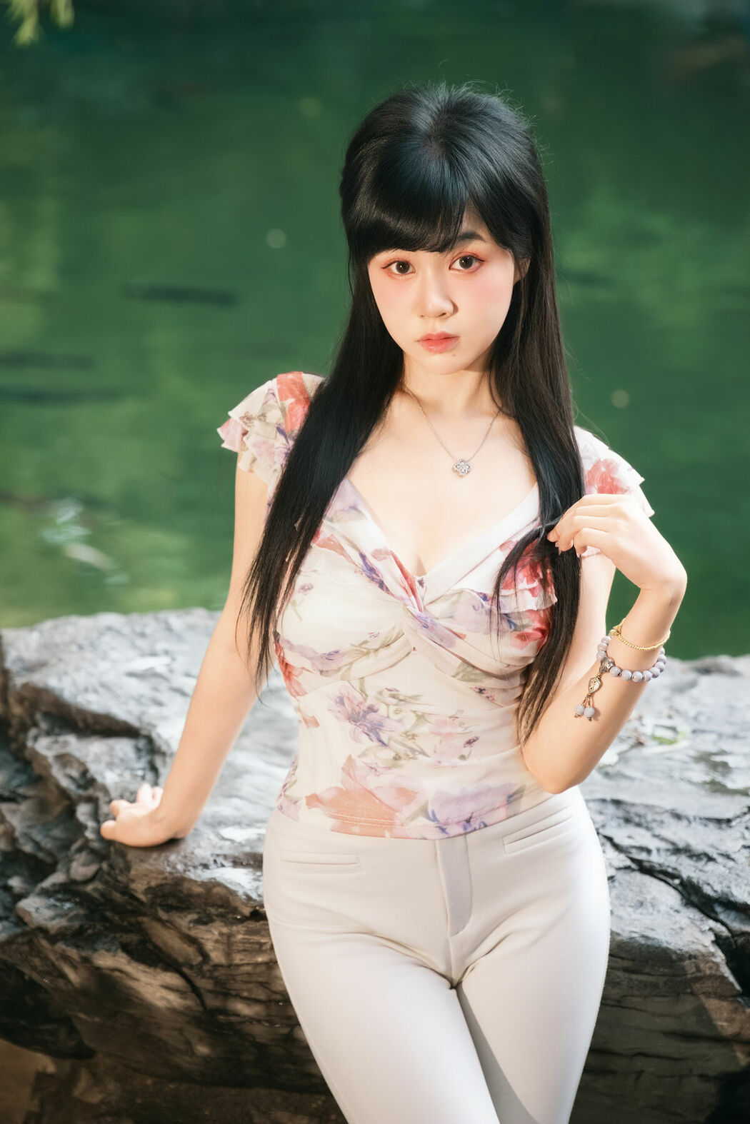 YiTuYu艺图语 Vol.10422 Yi Ming (30P)