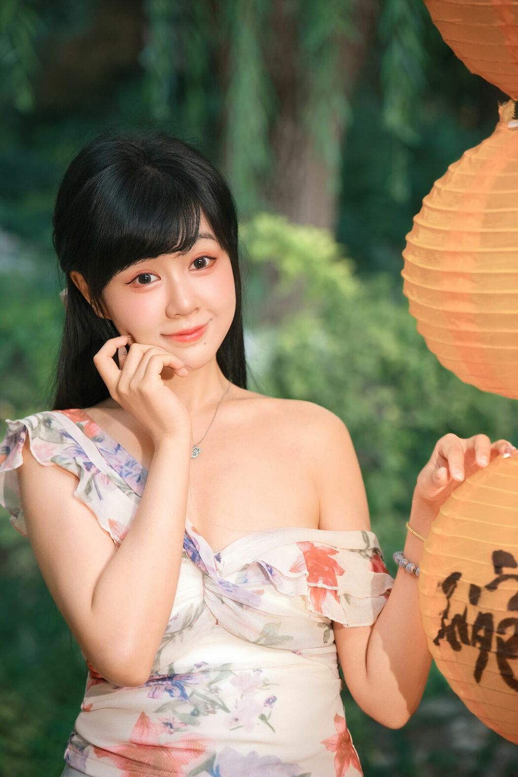 YiTuYu艺图语 Vol.10422 Yi Ming (30P)