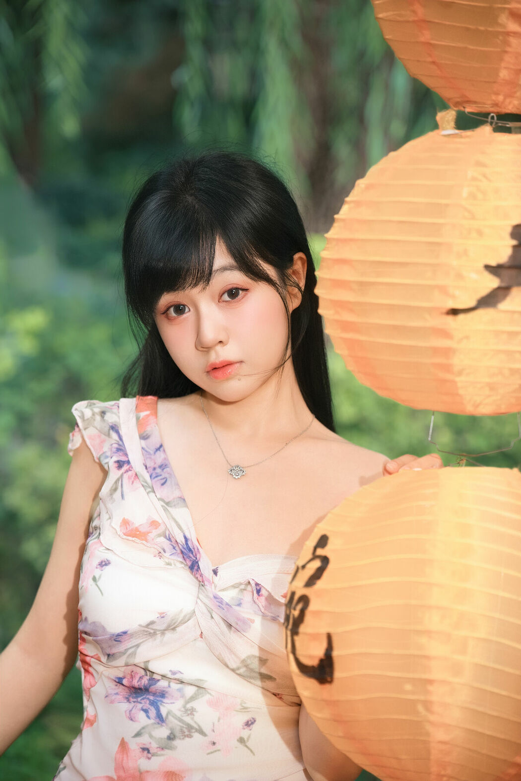 YiTuYu艺图语 Vol.10422 Yi Ming (30P)